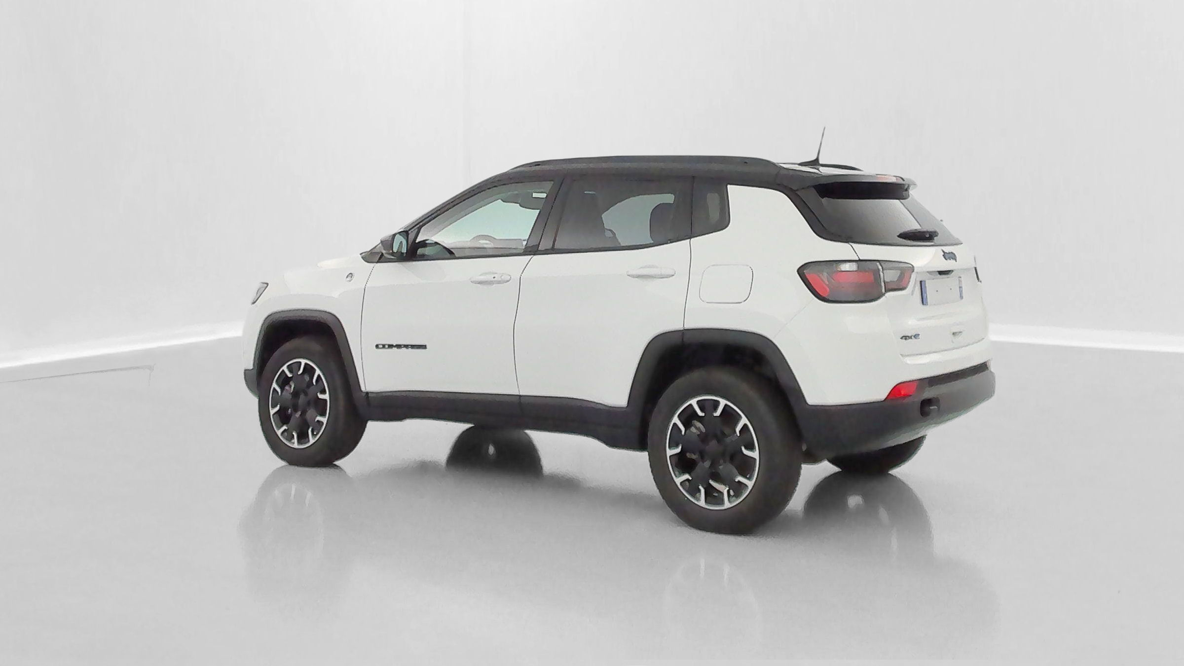 Jeep Compass - Image 31