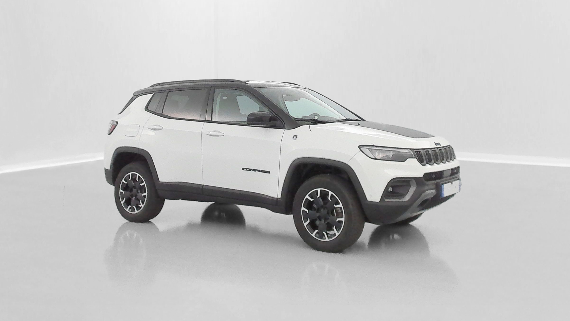 Jeep Compass - Image 33