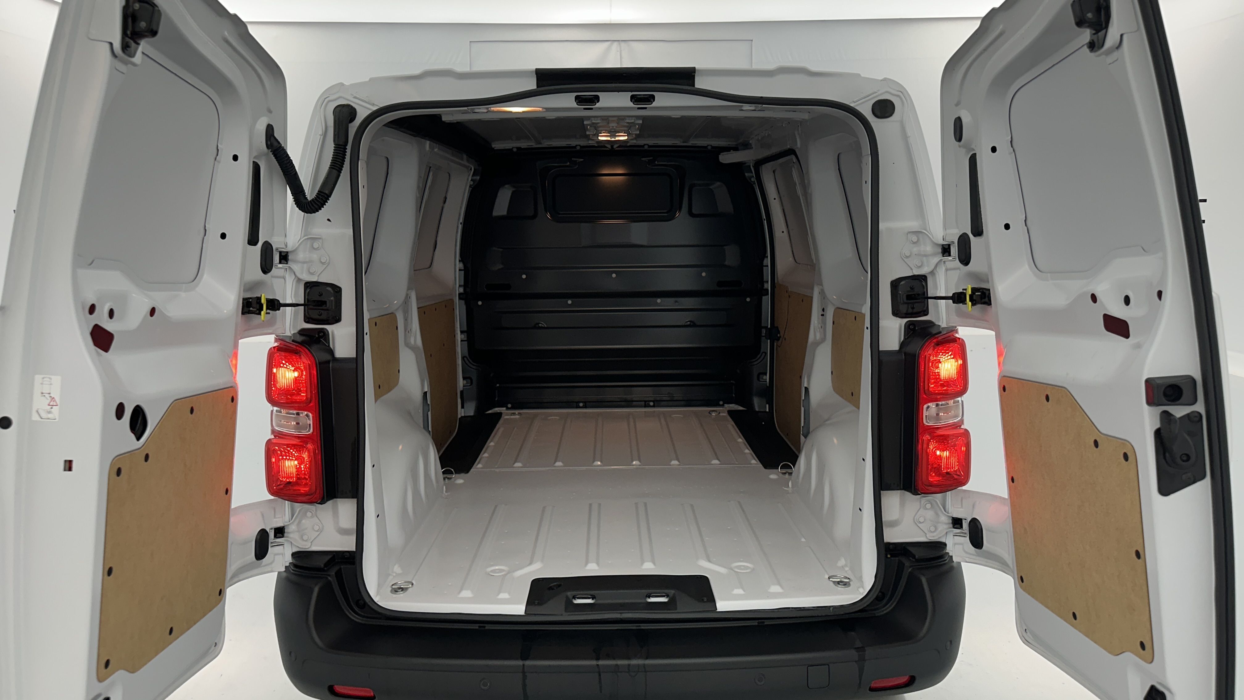 Opel Vivaro Fourgon - Image 9