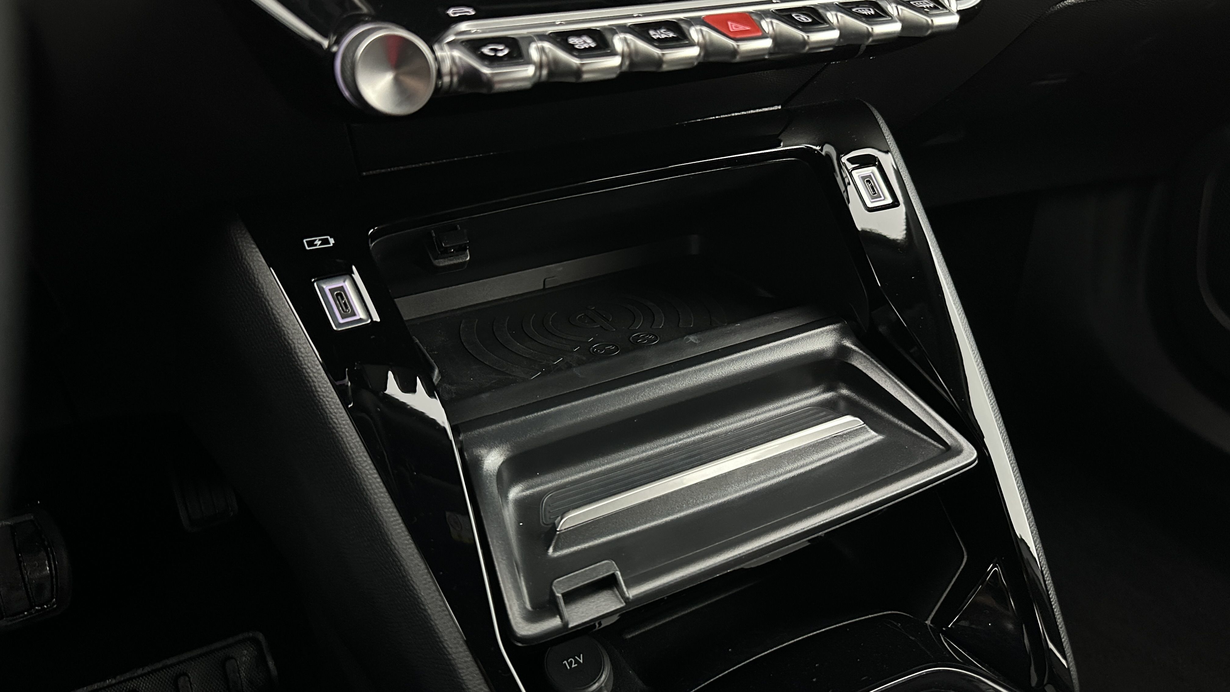 Peugeot 2008 - Image 24