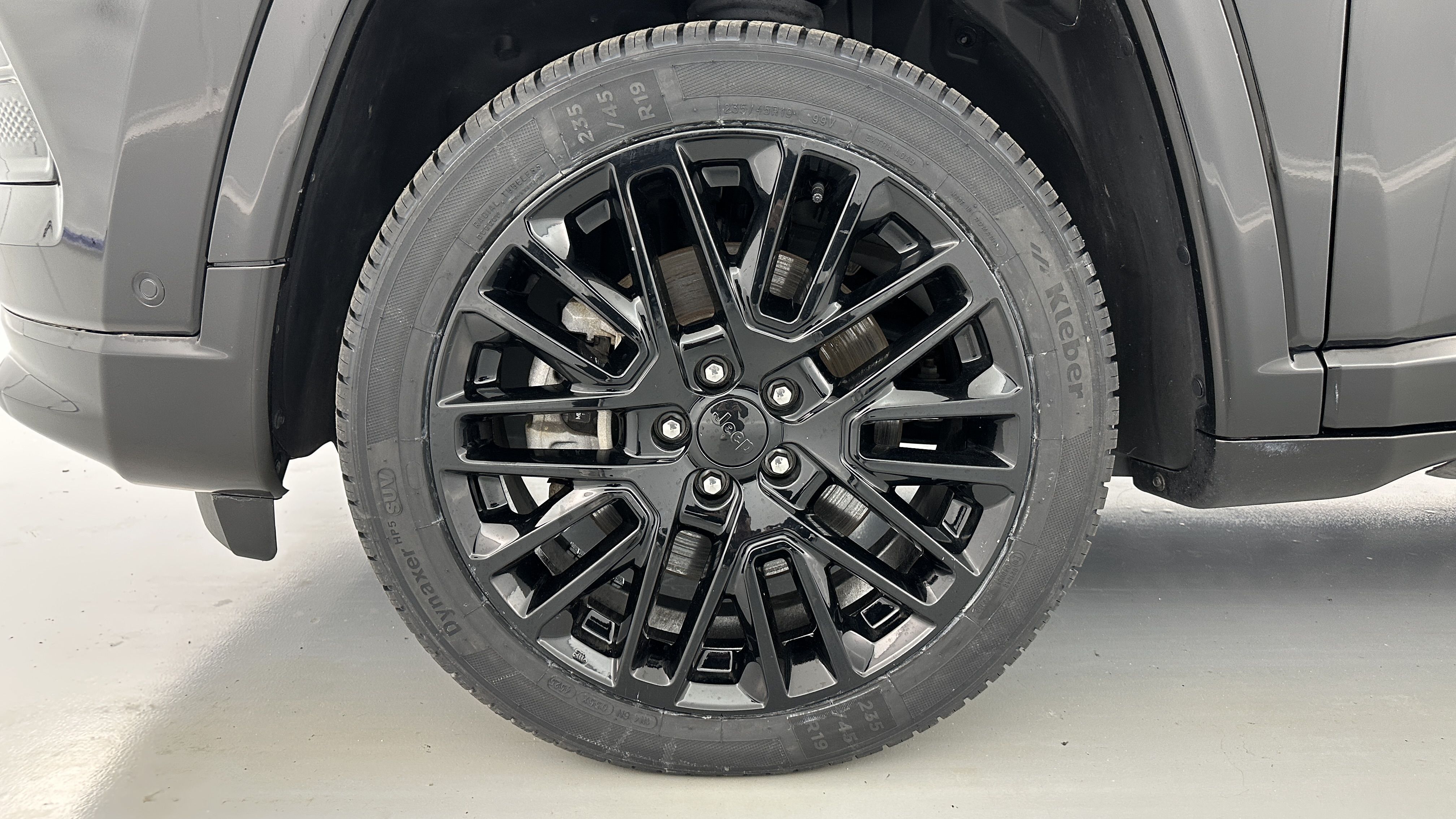 Jeep Compass - Image 12