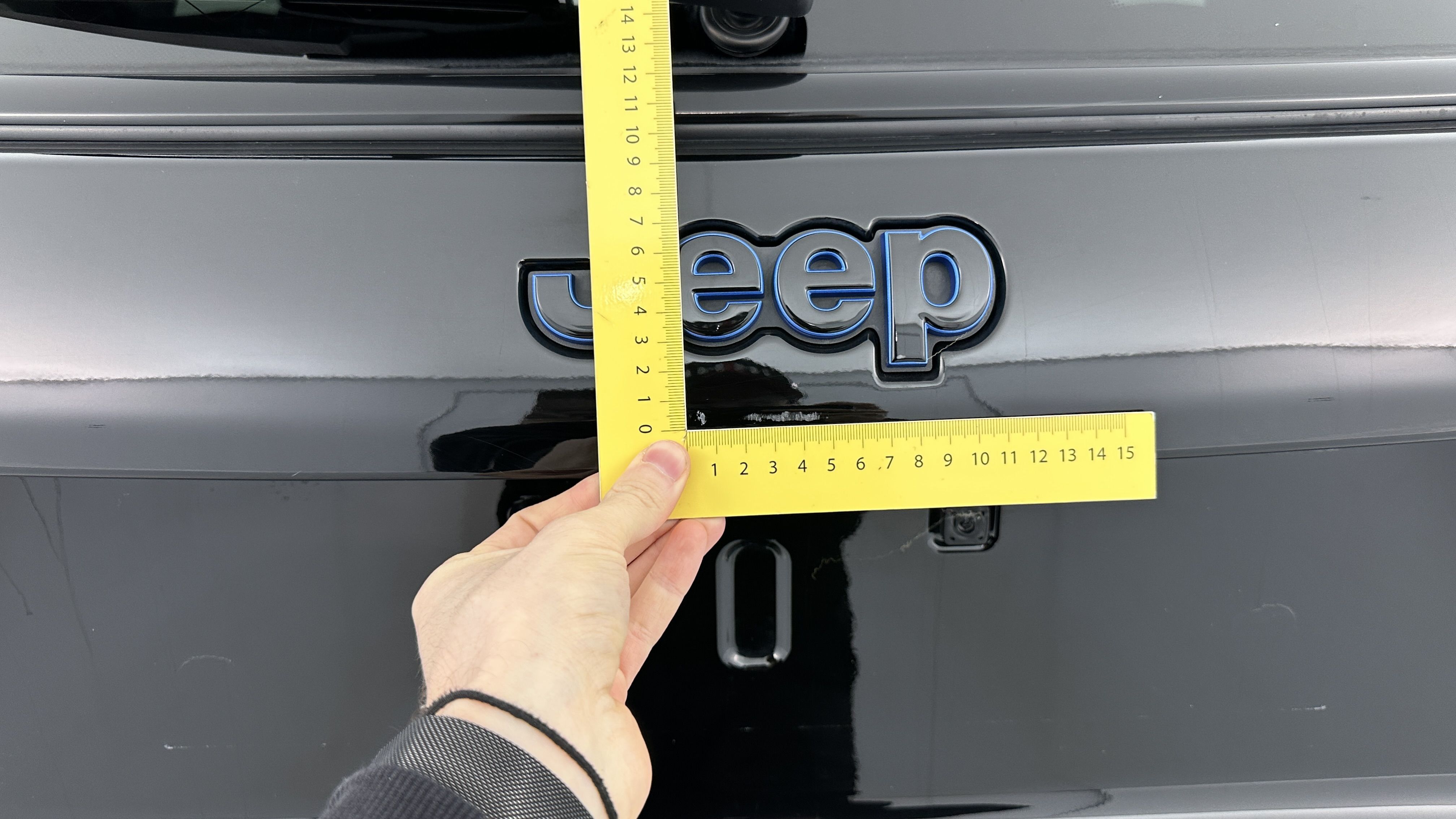 Jeep Compass - Image 32