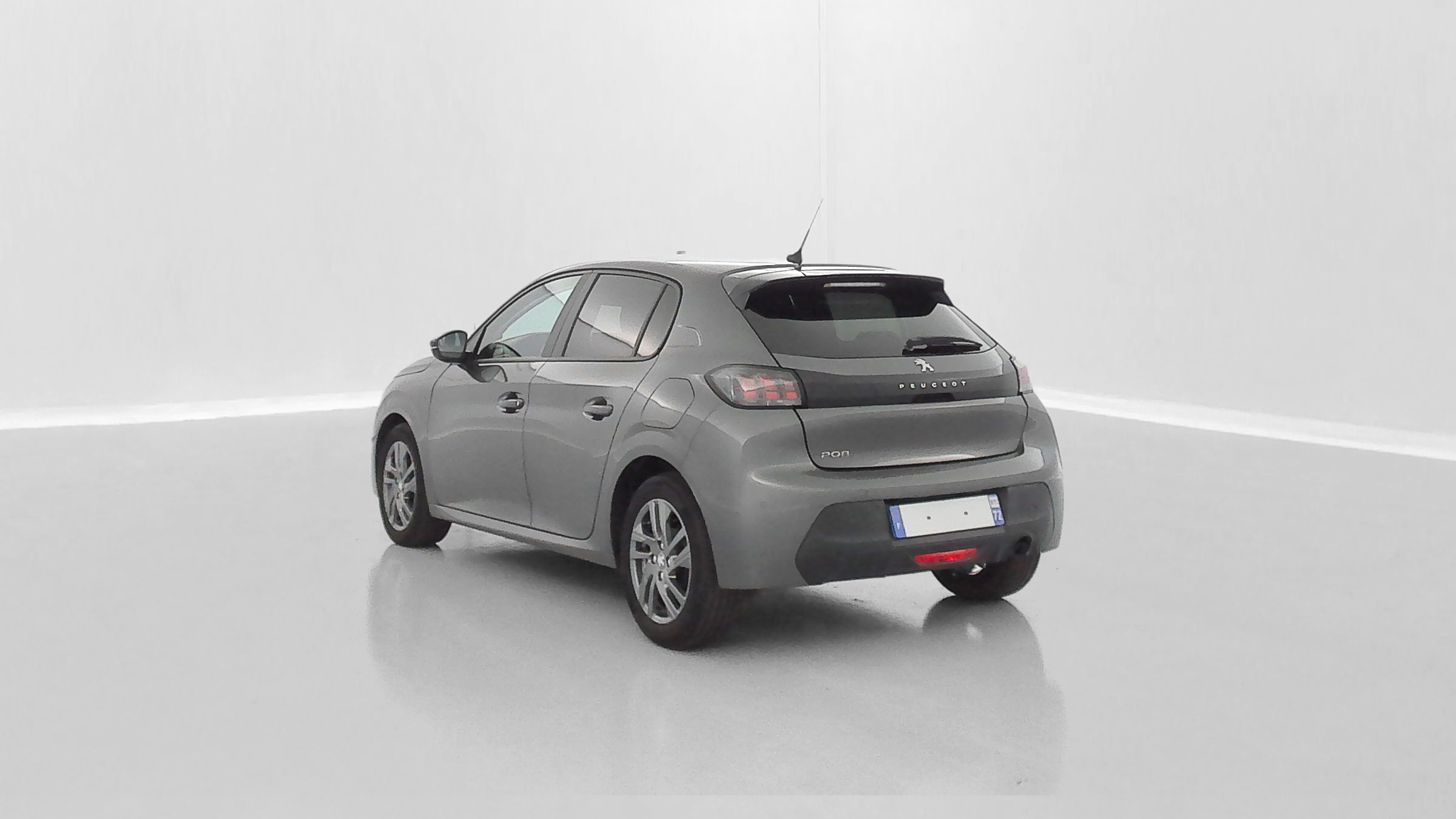 Peugeot 208 - Image 5