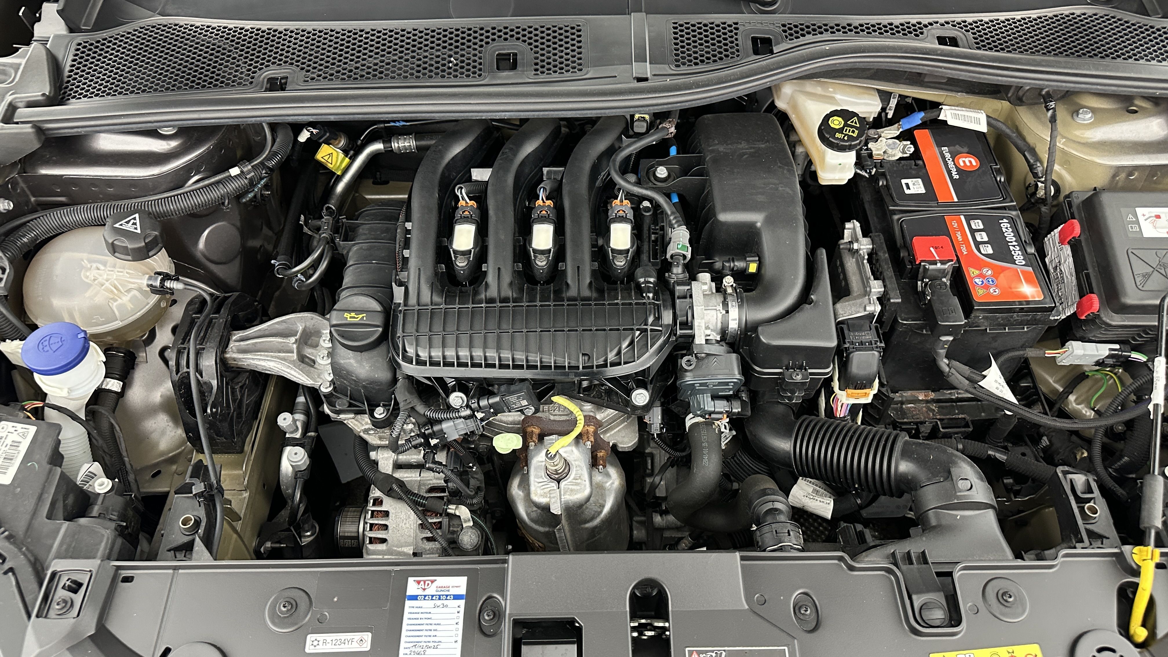 Peugeot 208 - Image 11