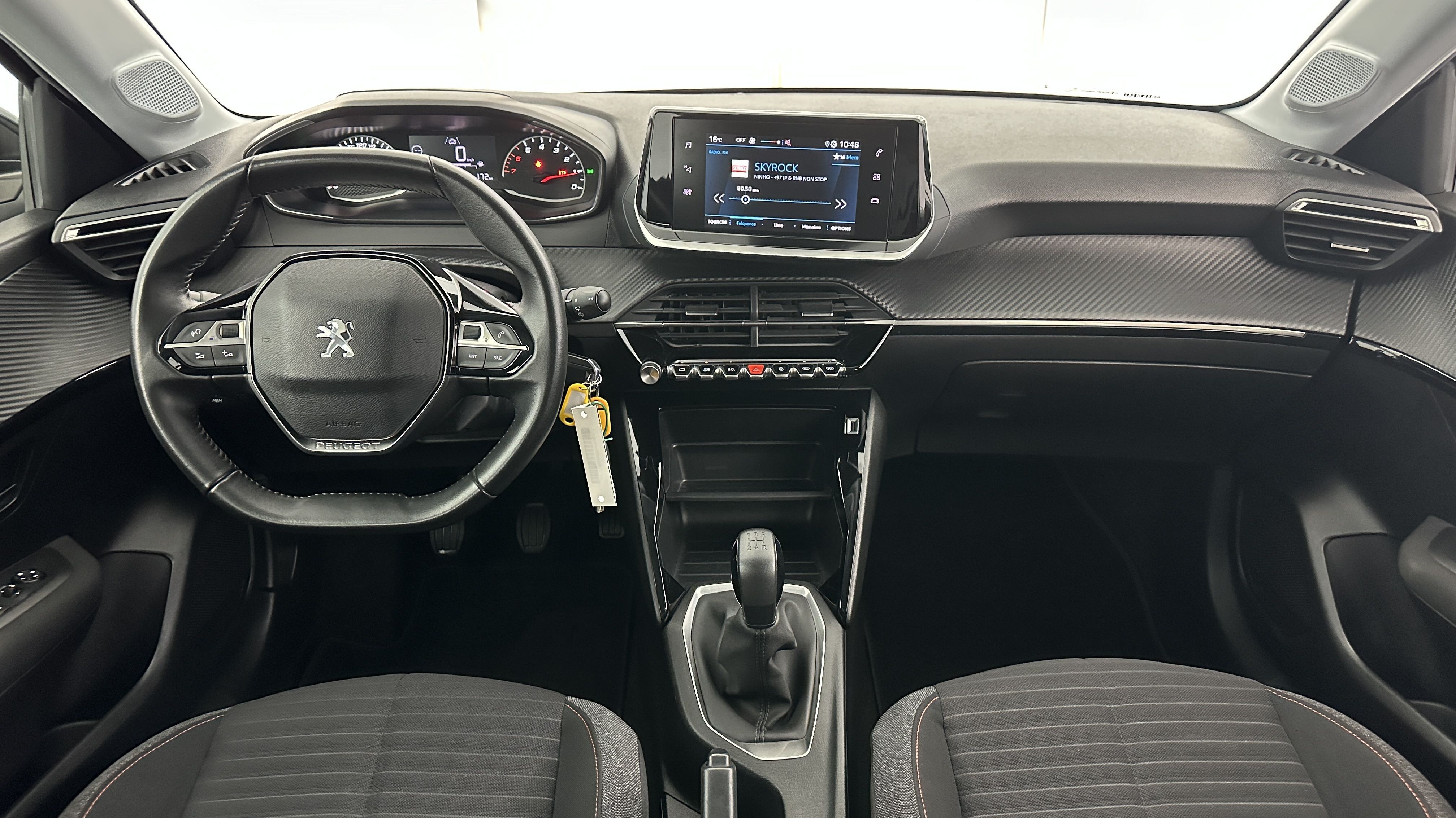 Peugeot 208 - Image 7