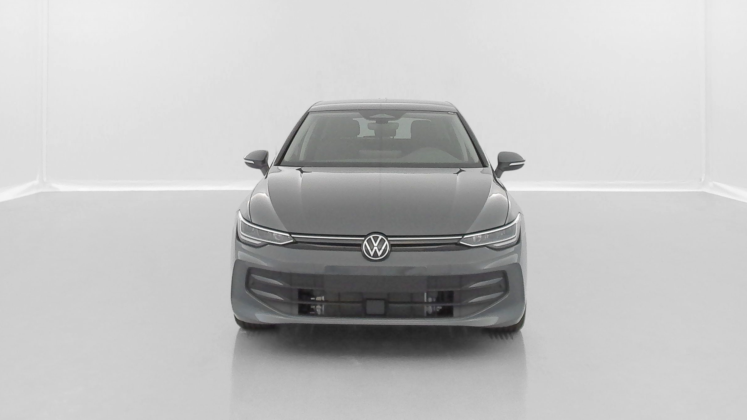 Volkswagen GOLF - Image 2