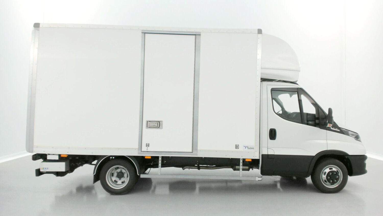 Iveco Daily - Image 18