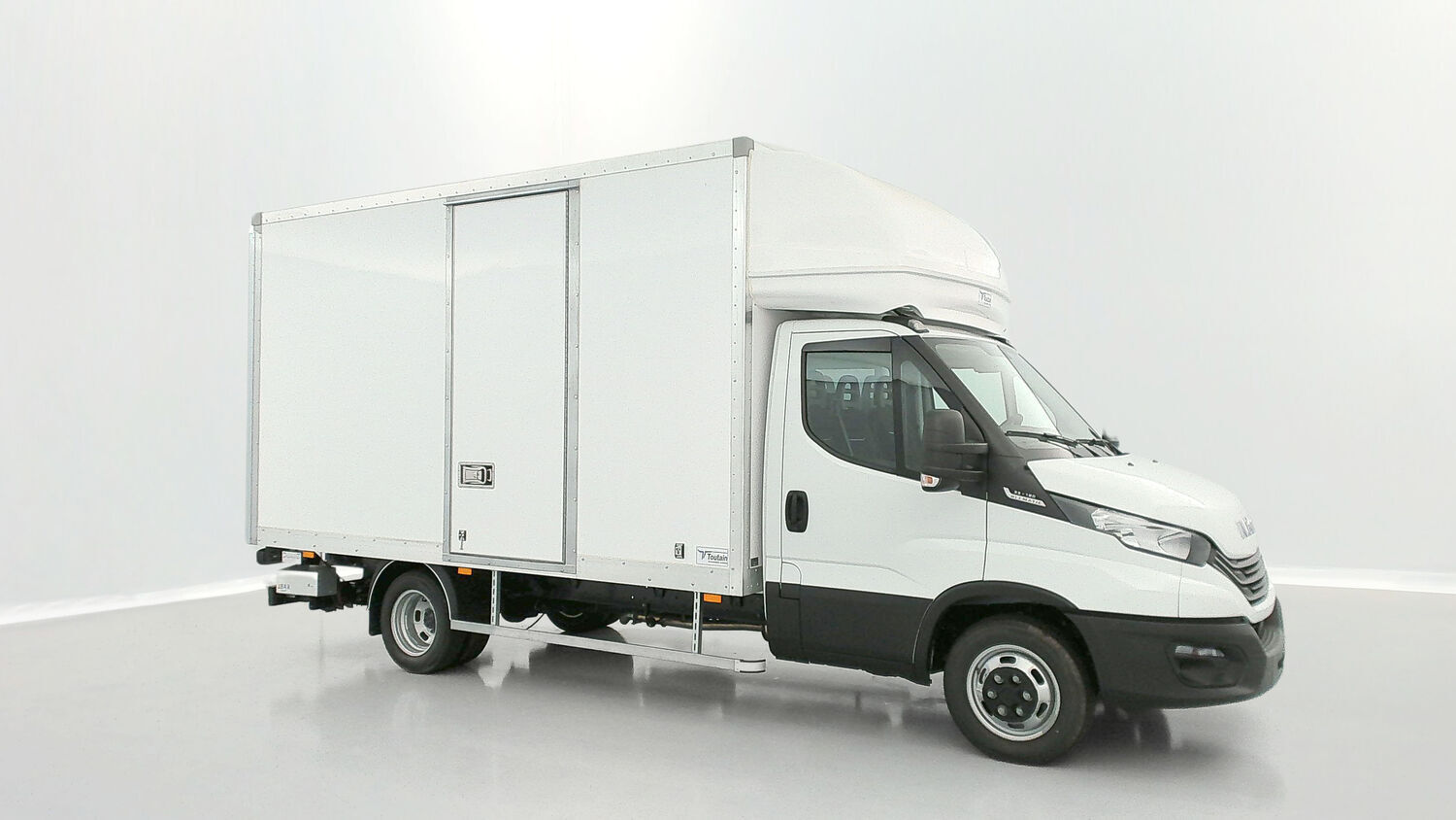 Iveco Daily - Image 22