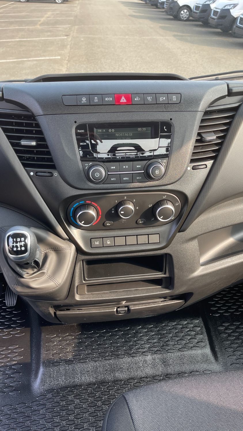 Iveco Daily - Image 9