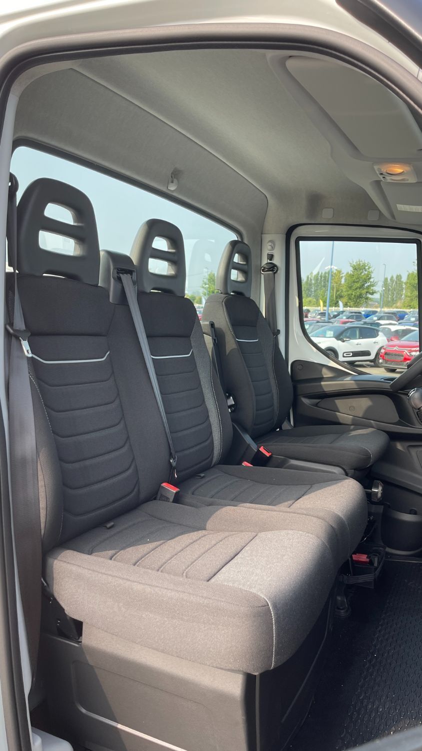 Iveco Daily - Image 13