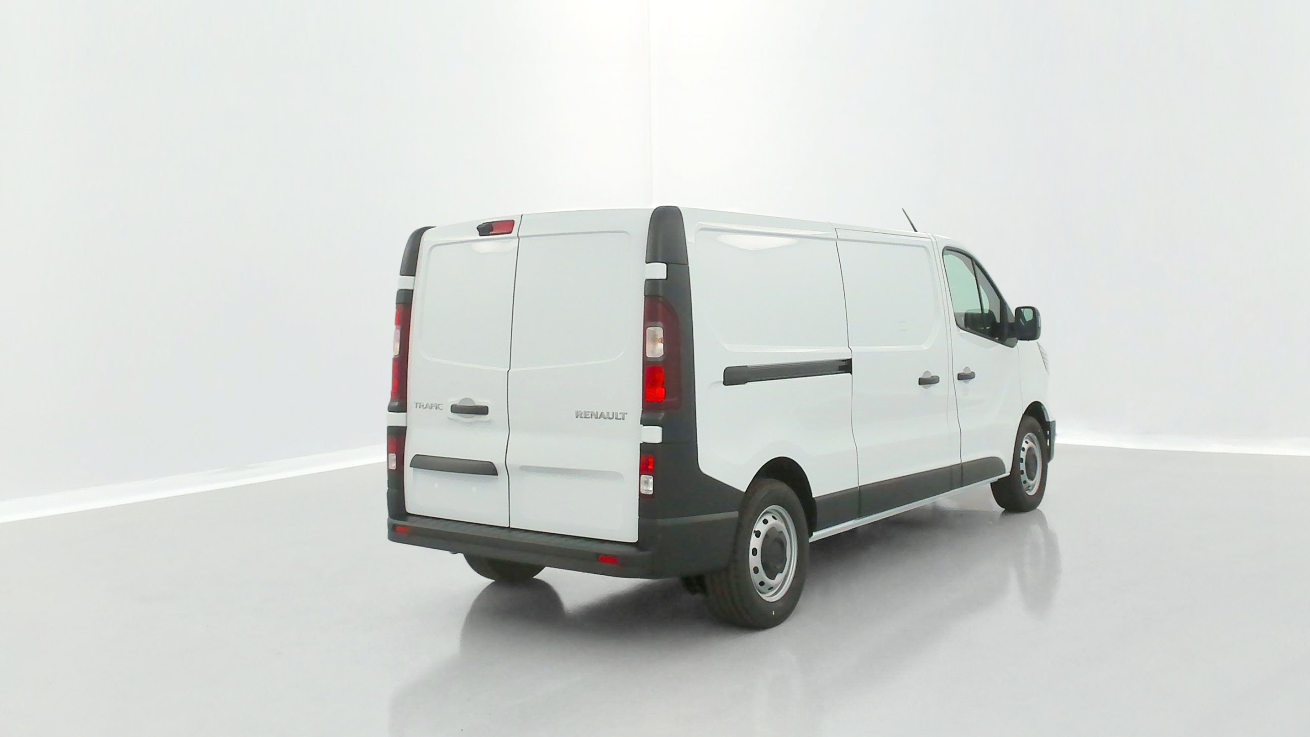 Renault Trafic - Image 20