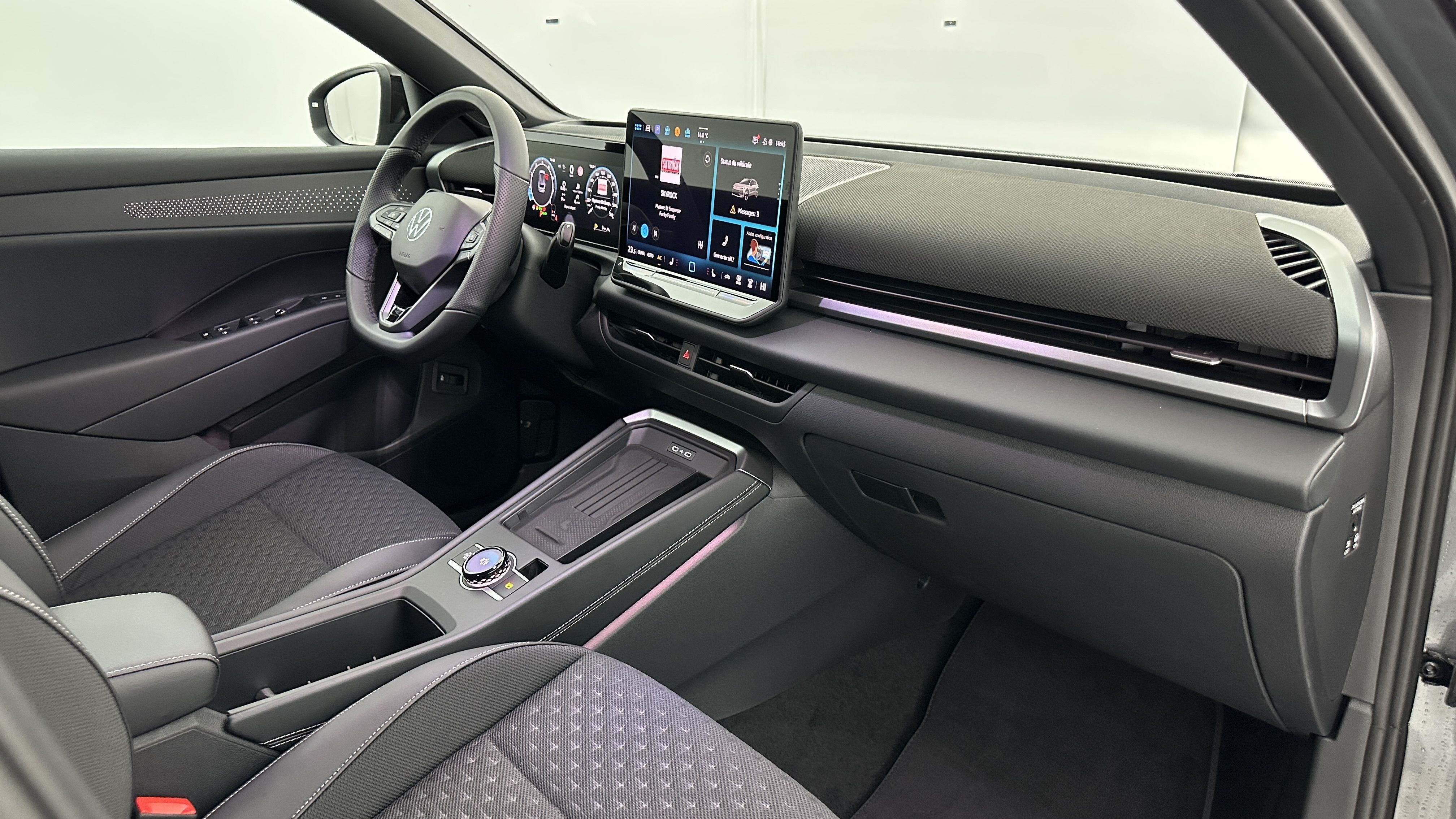 Volkswagen T-Roc - Image 8