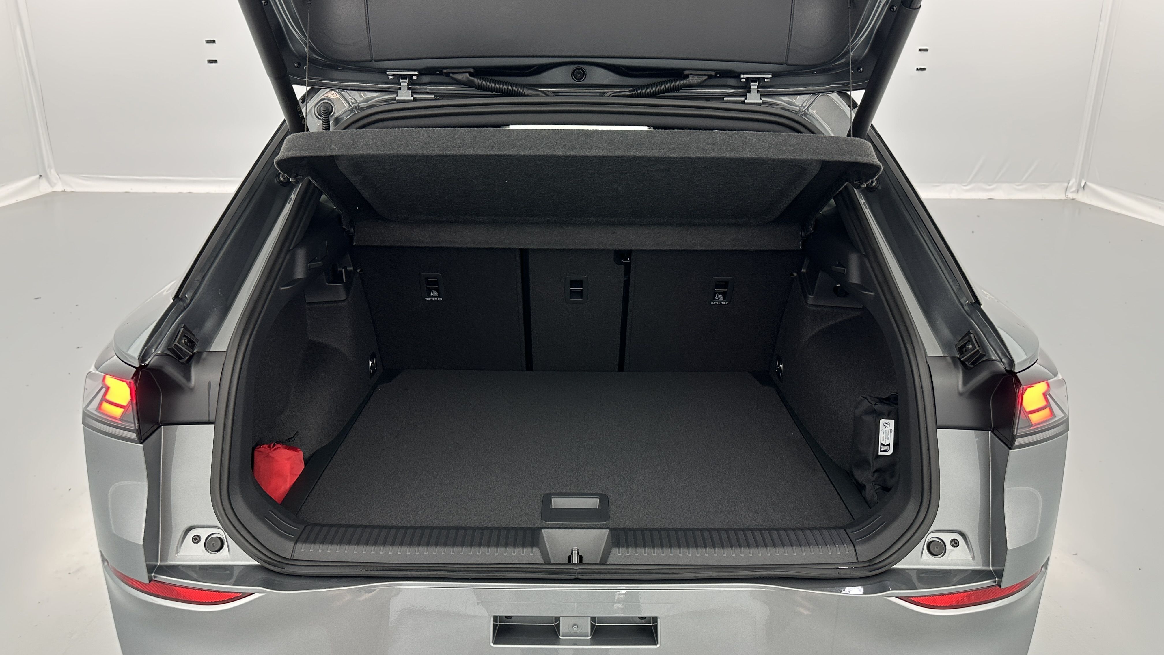 Volkswagen T-Roc - Image 10