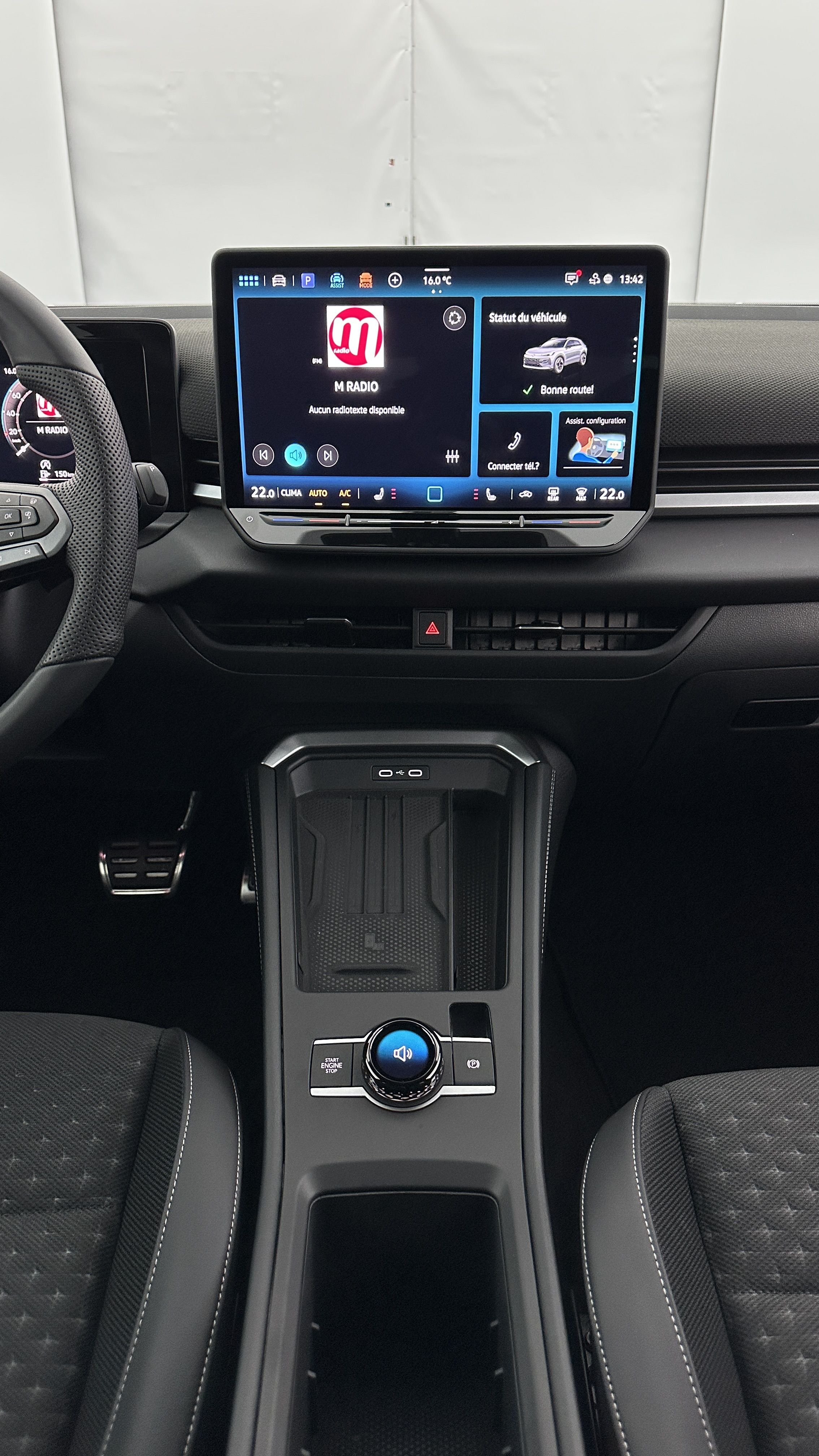 Volkswagen T-Roc - Image 16