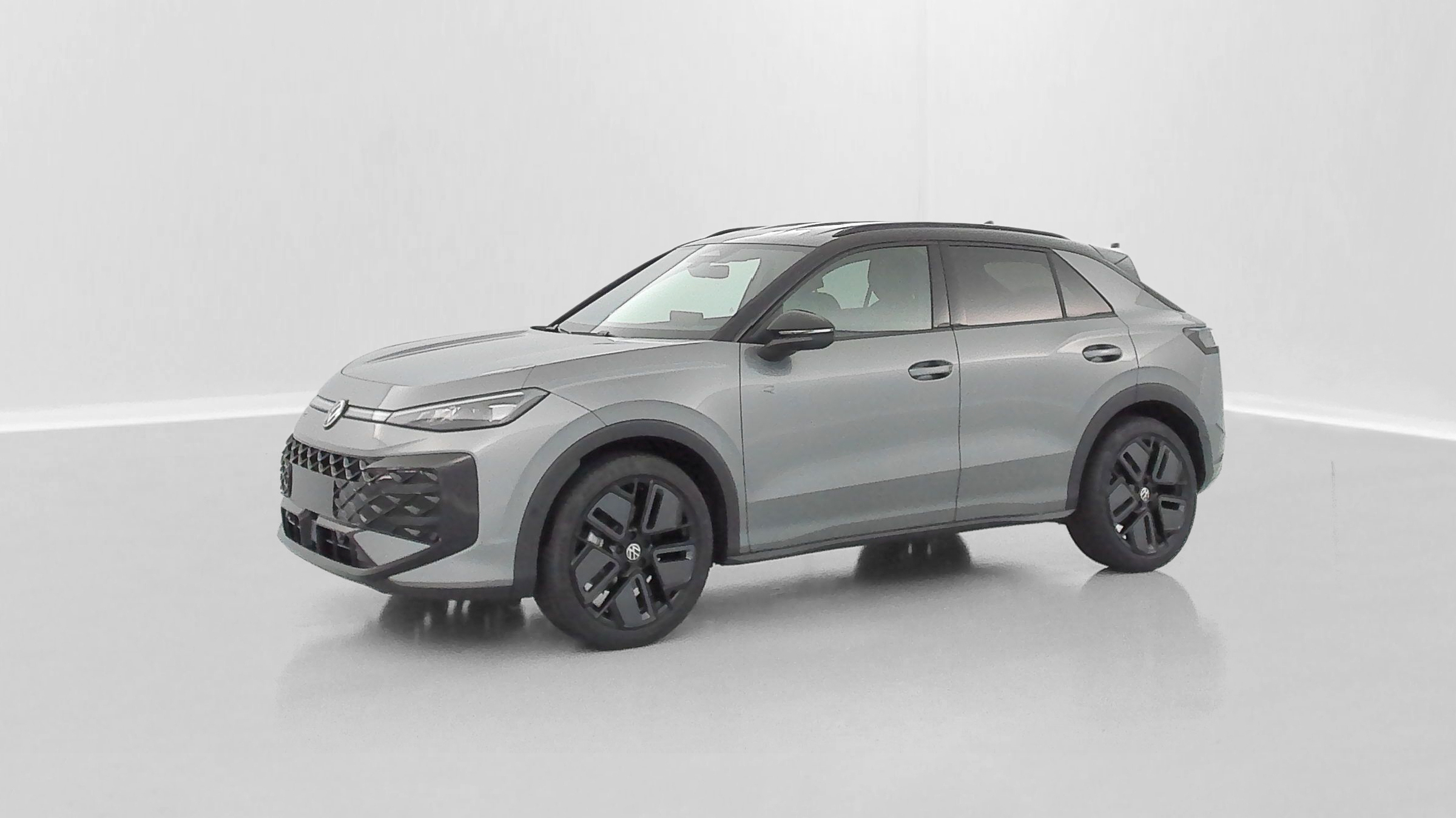 Volkswagen T-Roc - Image 31