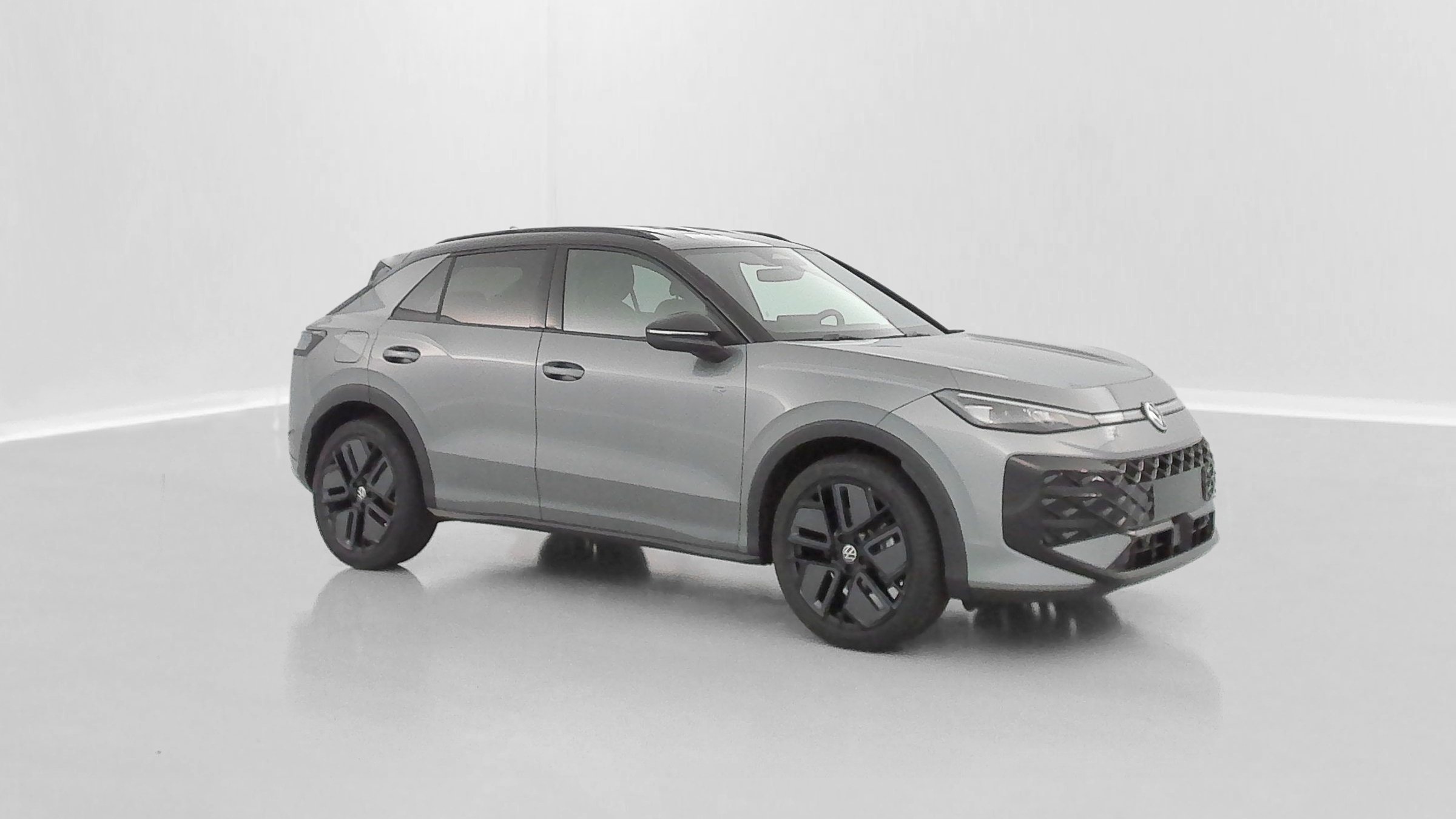 Volkswagen T-Roc - Image 34