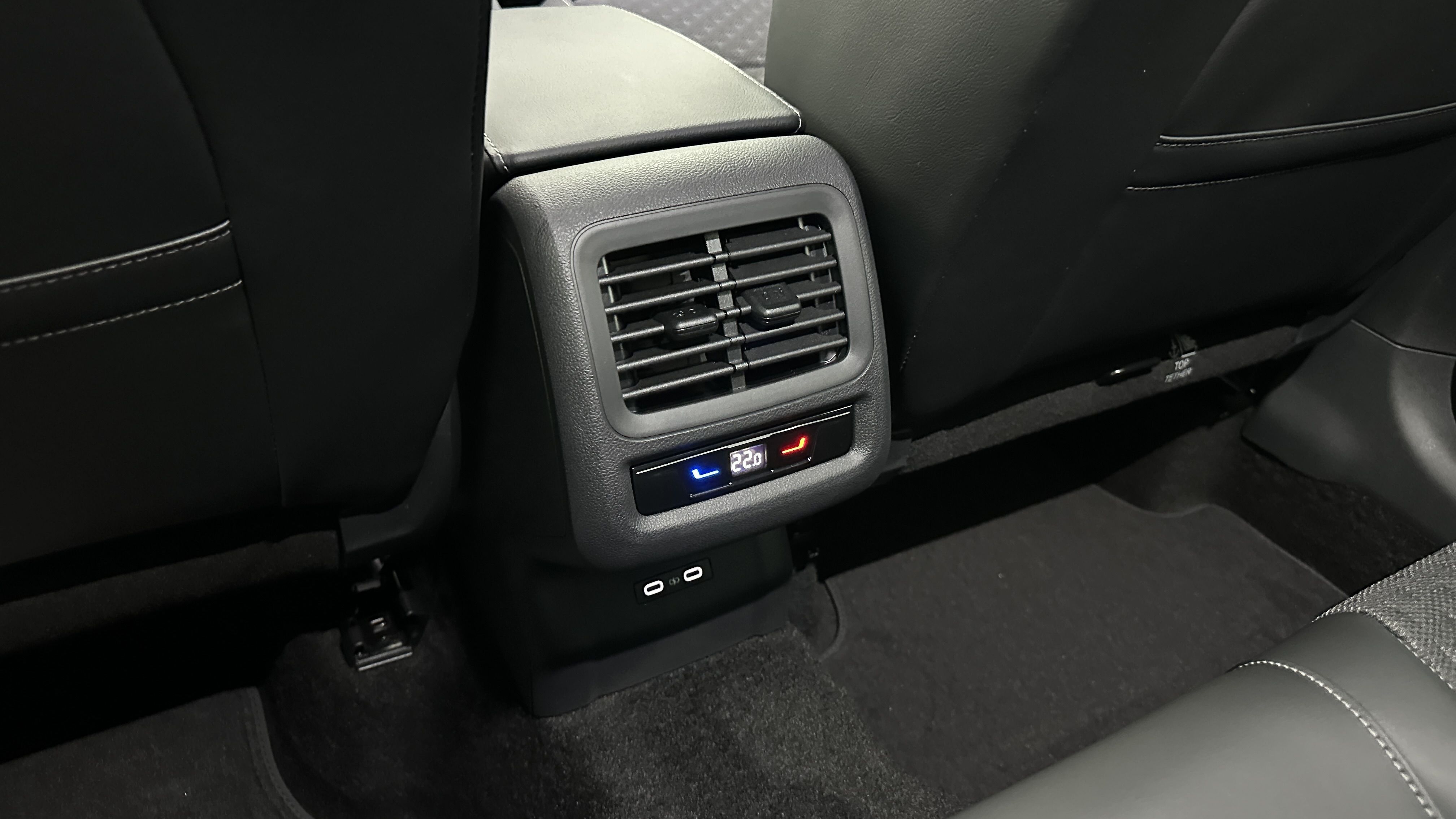 Volkswagen T-Roc - Image 23