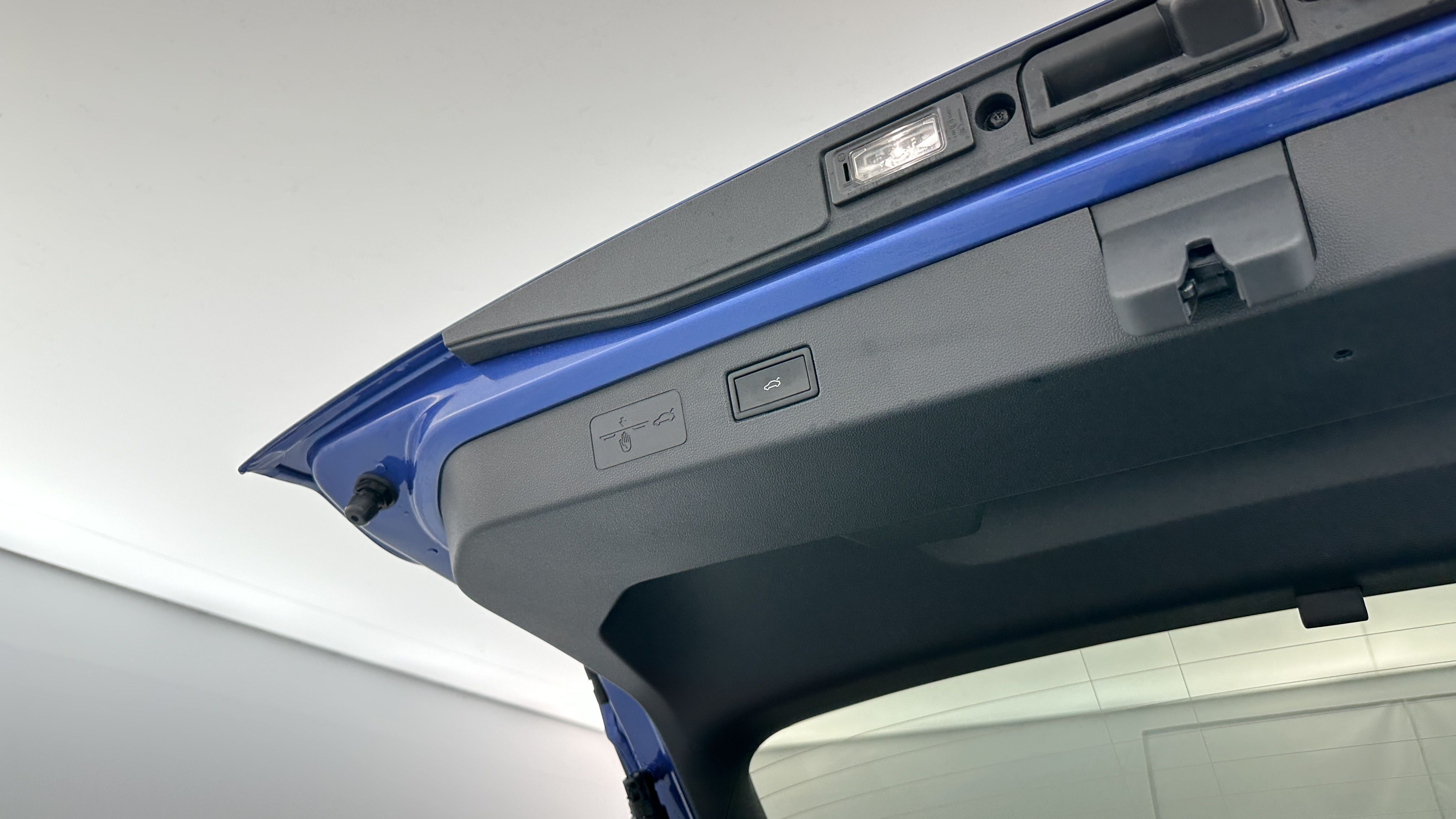 Volkswagen T-Roc - Image 24