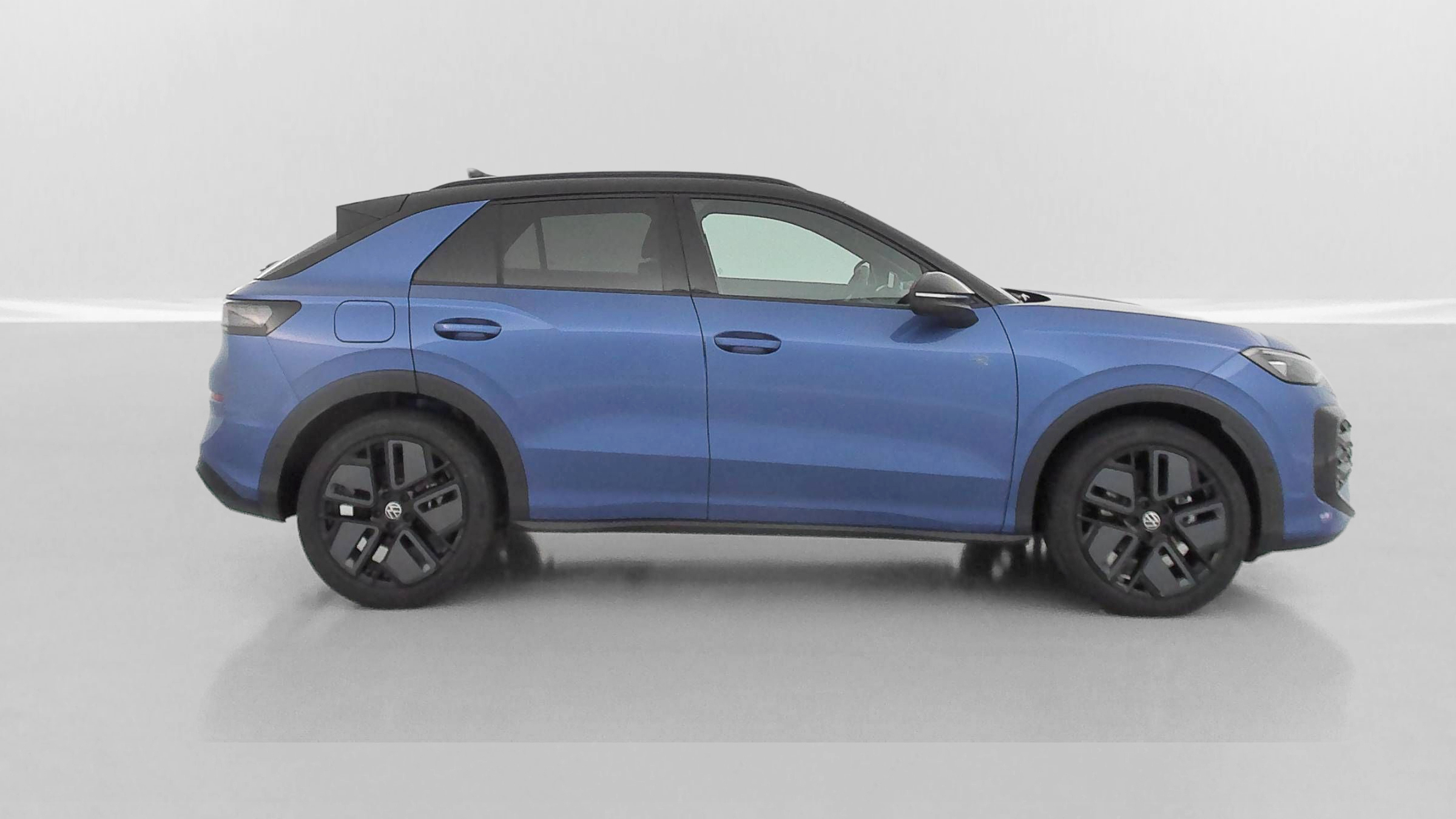 Volkswagen T-Roc - Image 29