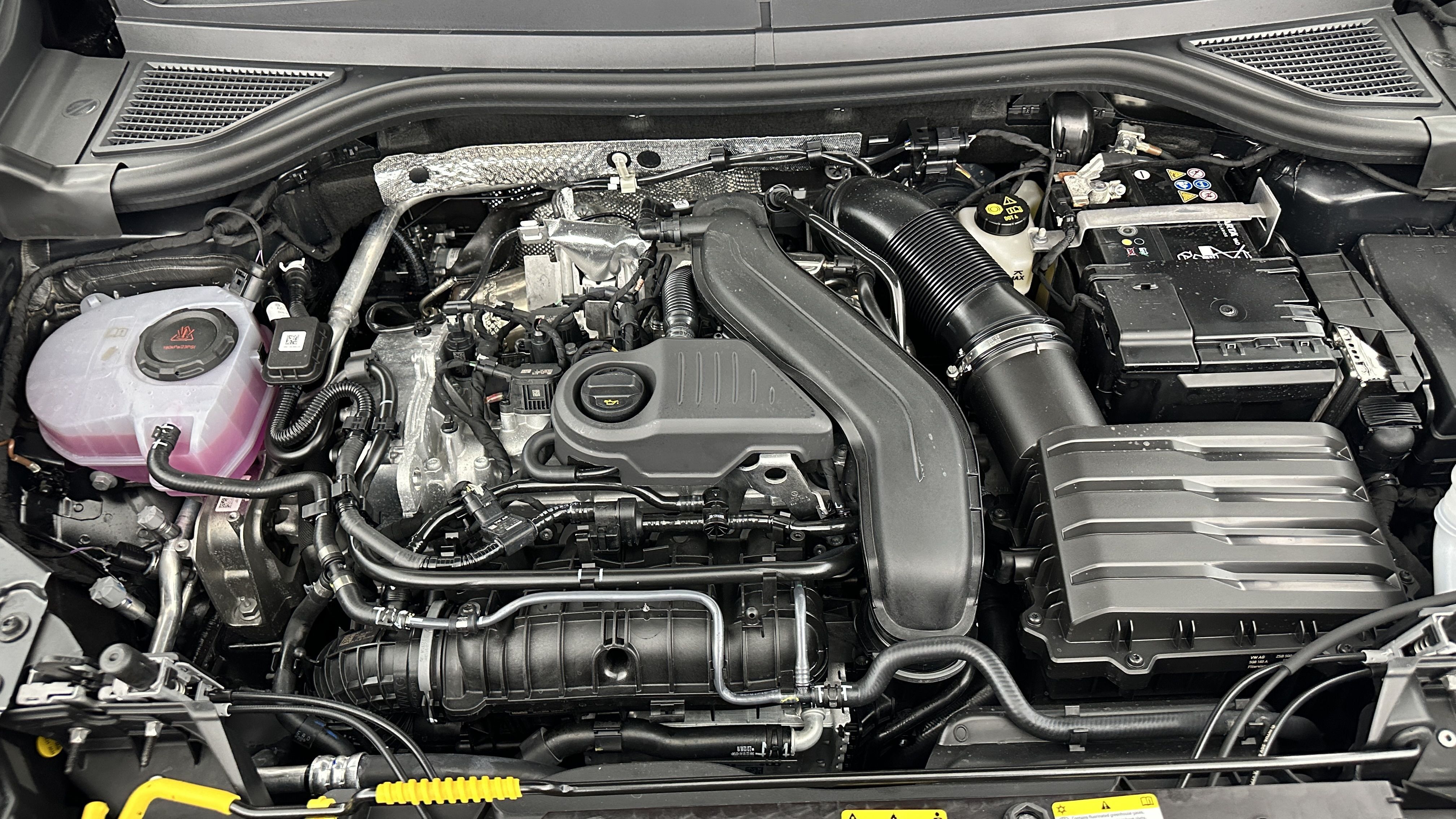 Volkswagen T-Roc - Image 11