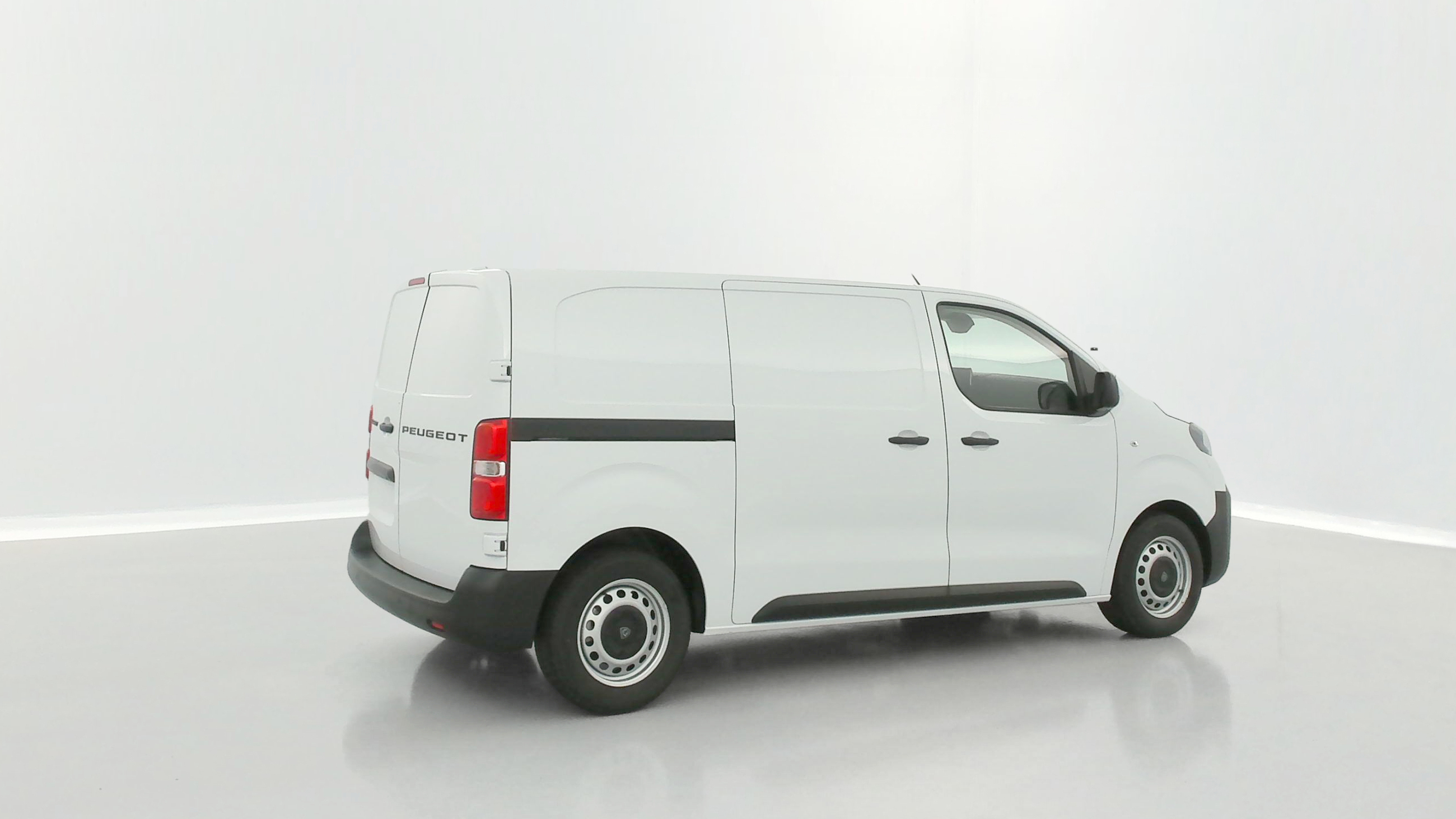 Peugeot E-EXPERT COMBI - Image 21
