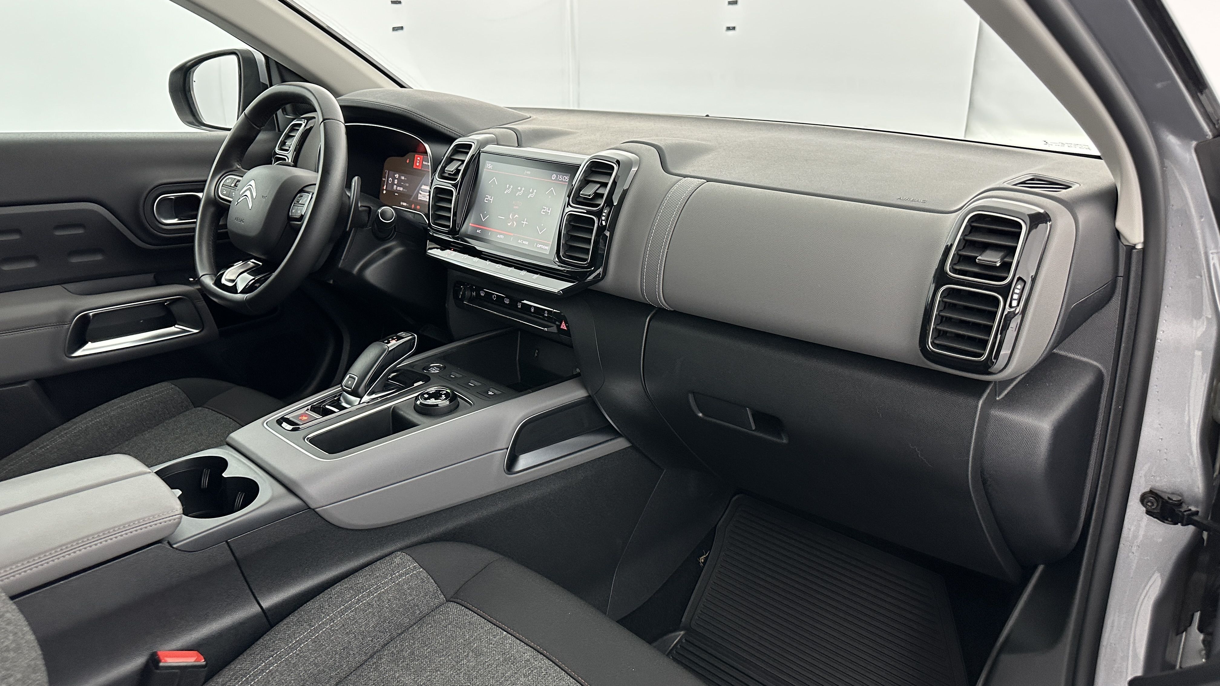 CITROEN C5 Aircross — photo 8