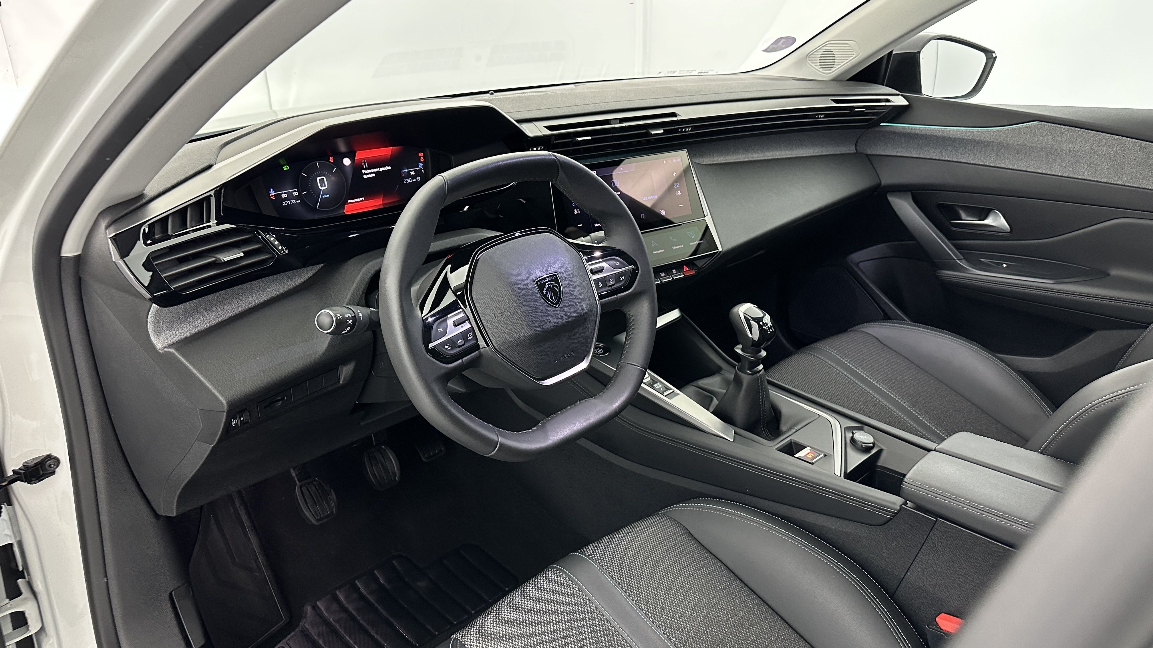 PEUGEOT 308 — photo 6