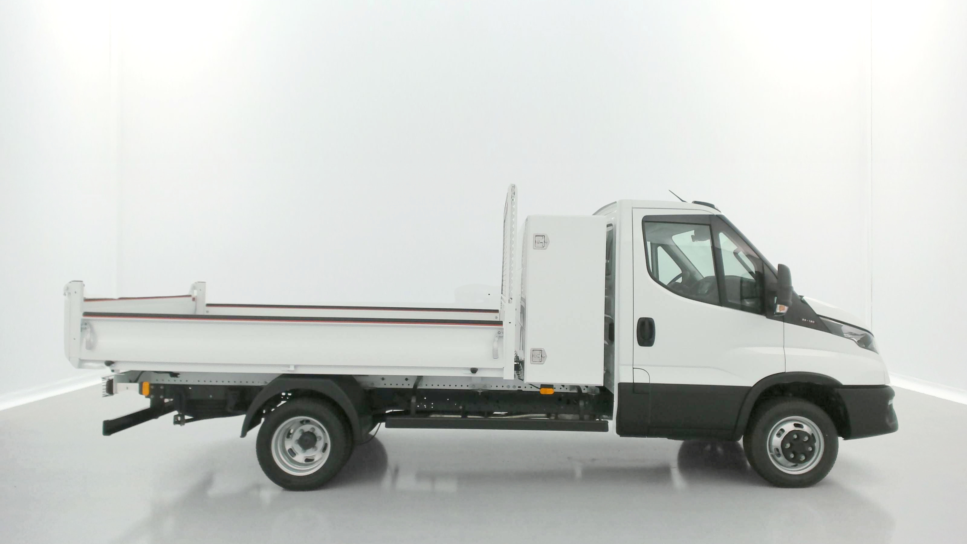 Iveco Daily - Image 20