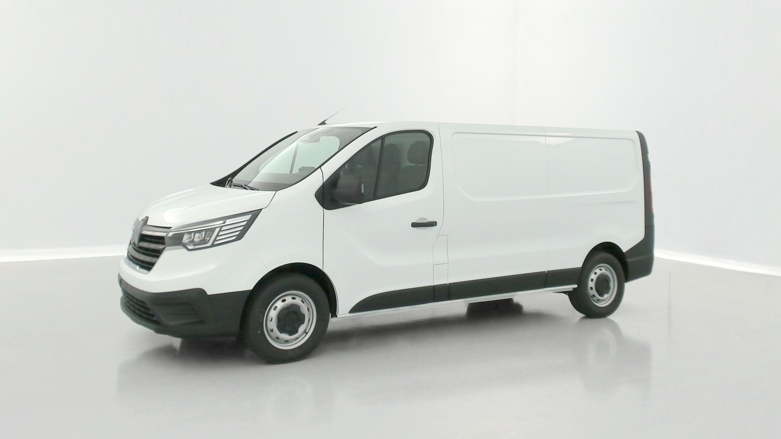 Renault Trafic - Image 22