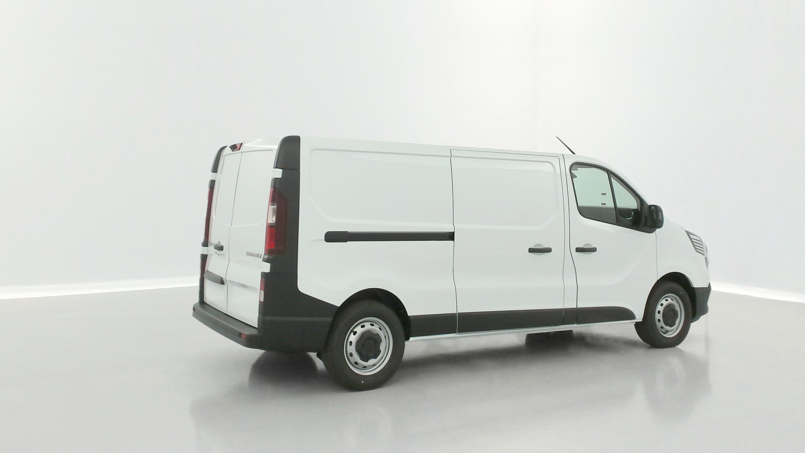 Renault Trafic - Image 24