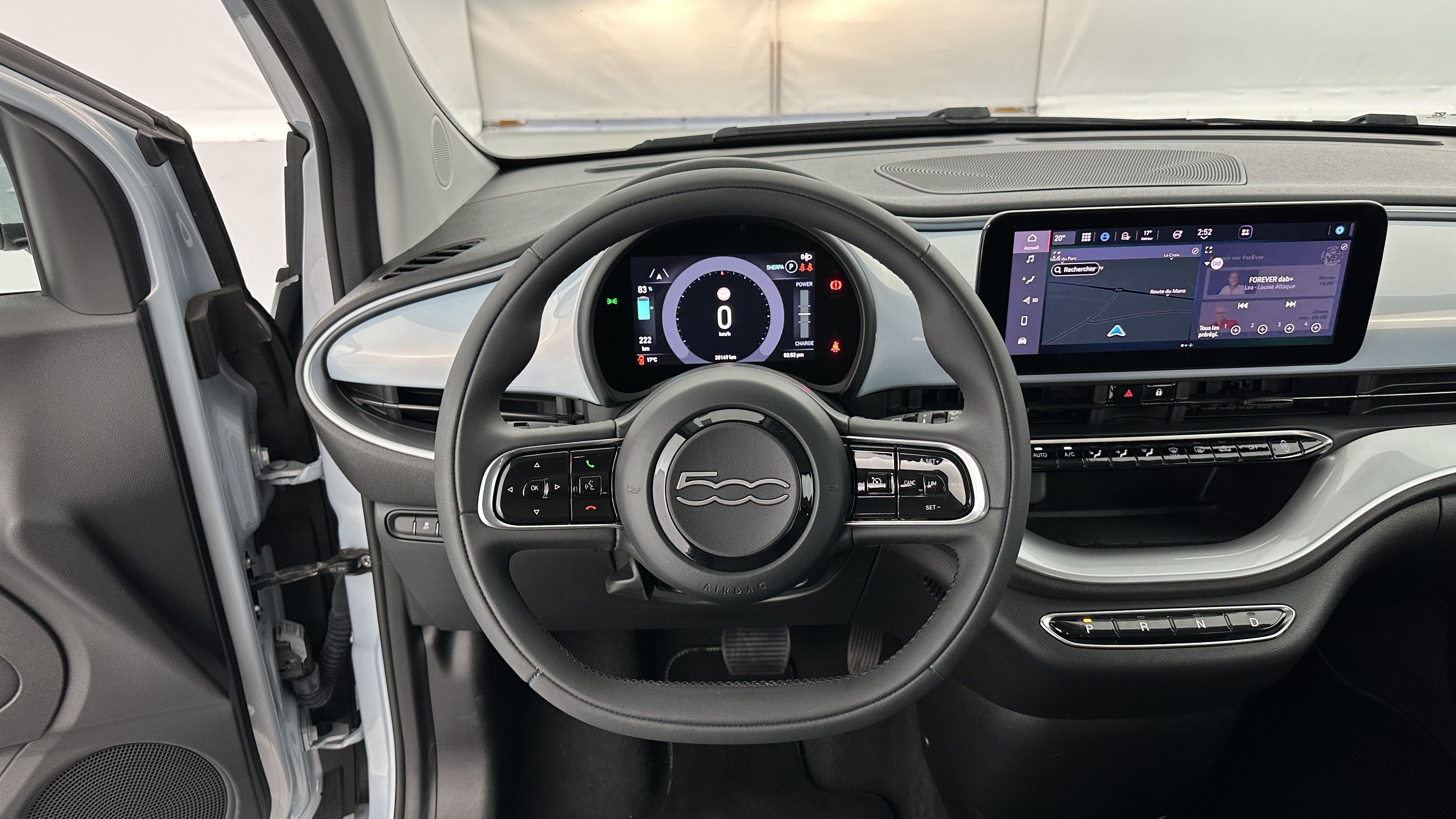 Fiat 500e - Image 13