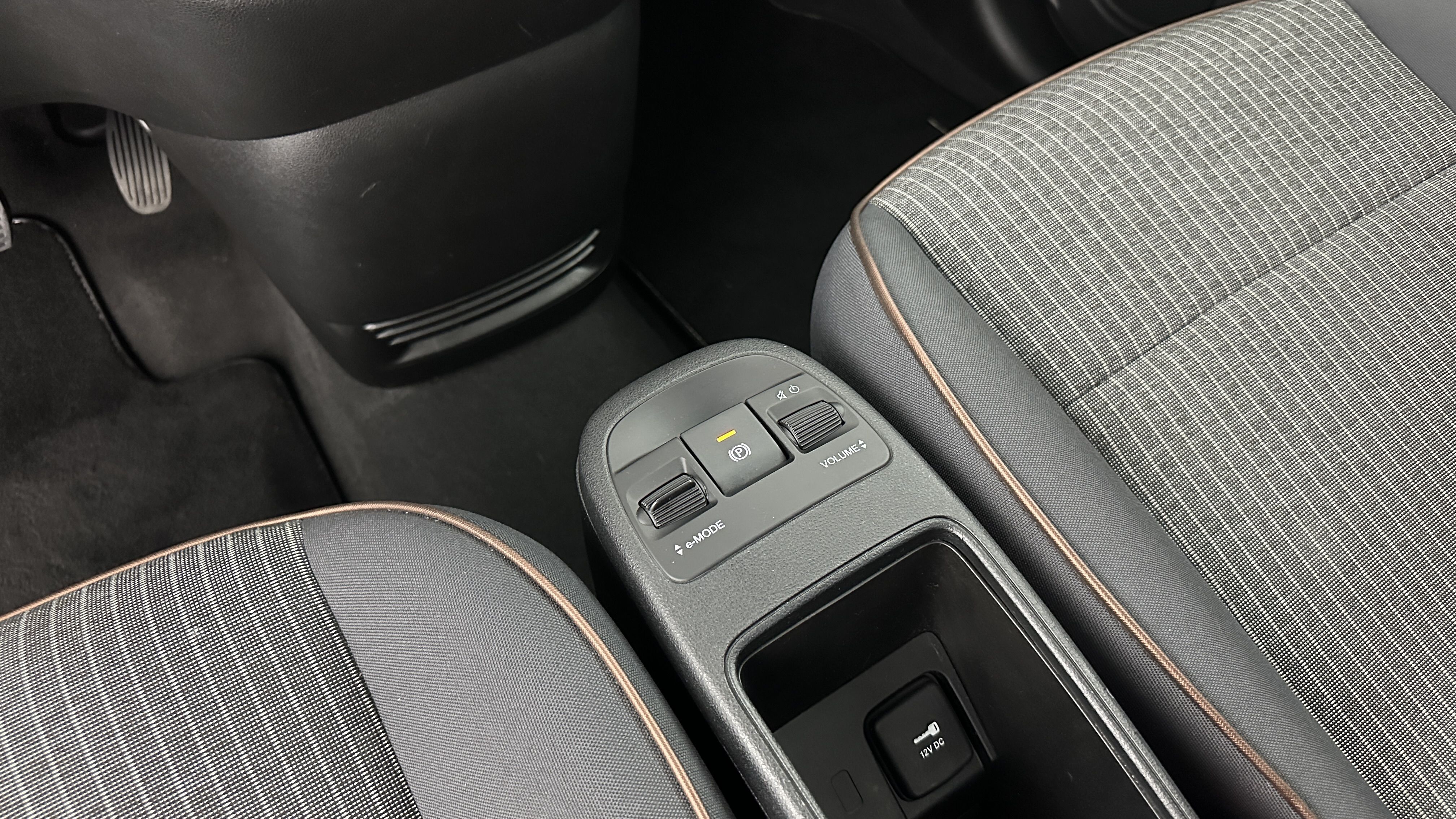 Fiat 500e - Image 20