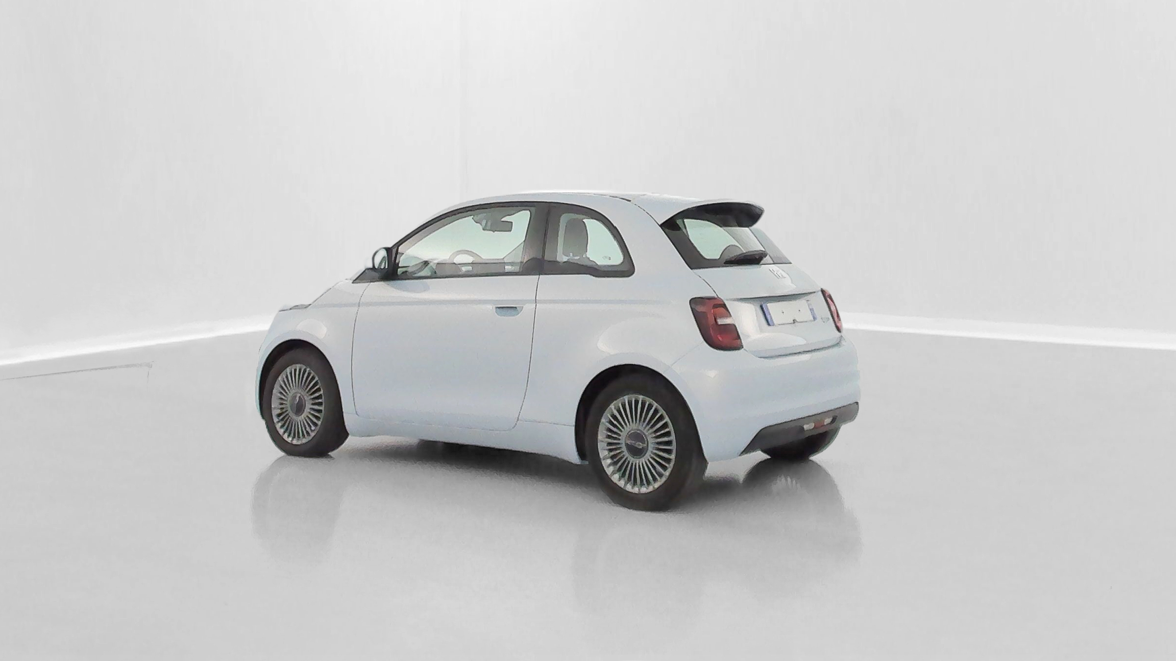 Fiat 500e - Image 30
