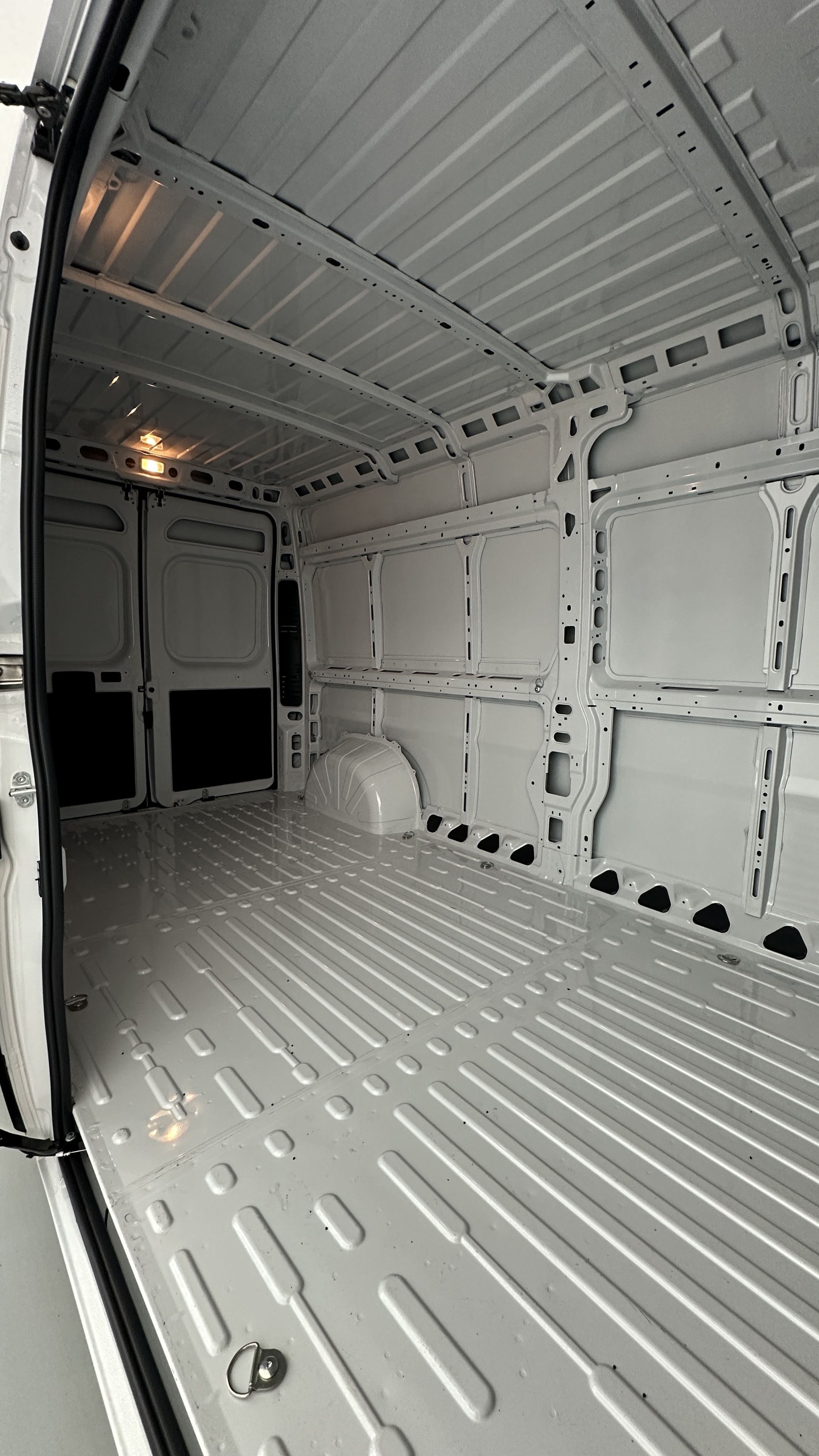 Peugeot Boxer - Image 8