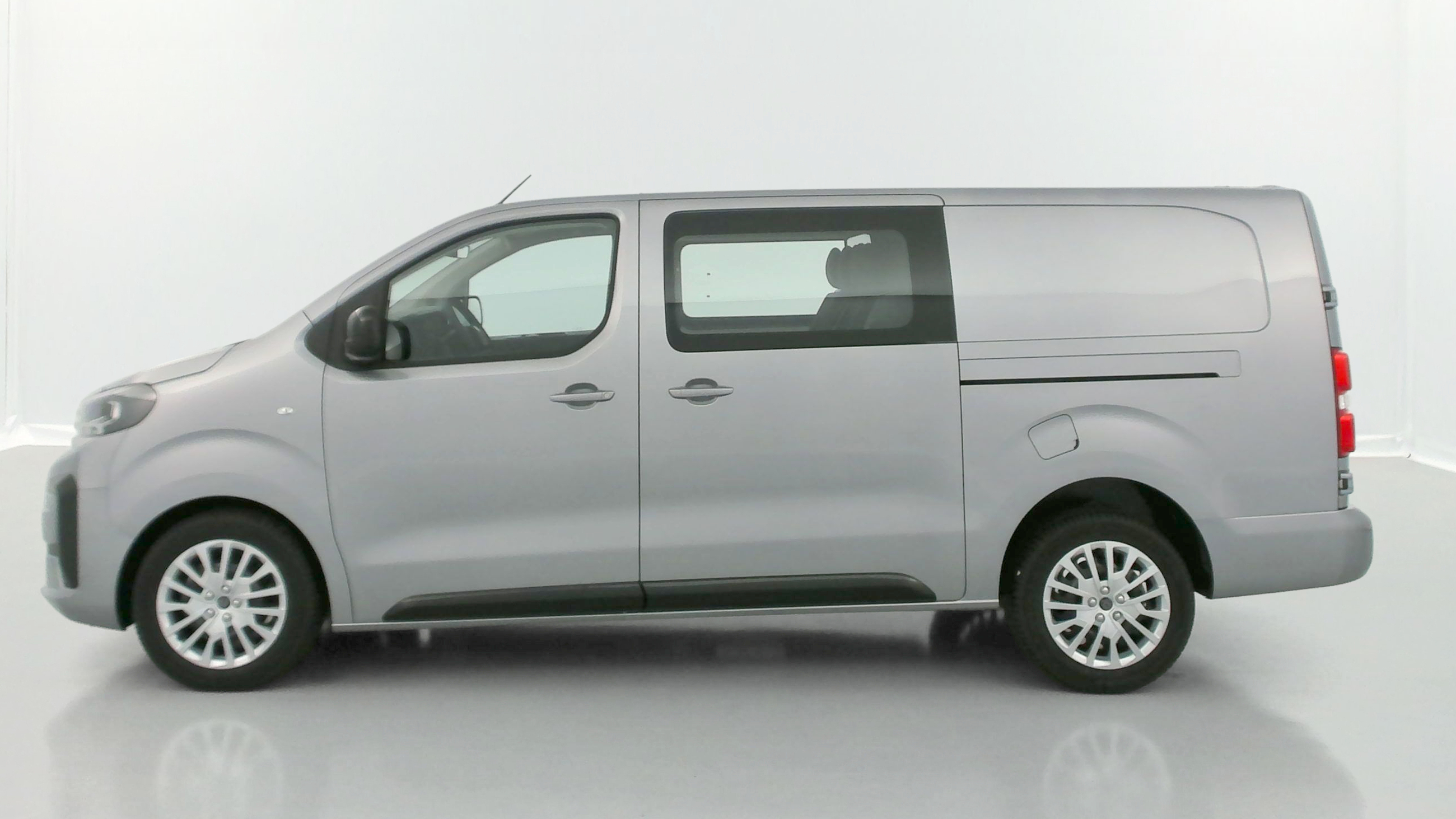 Peugeot Expert Cabine Approfondie - Image 4