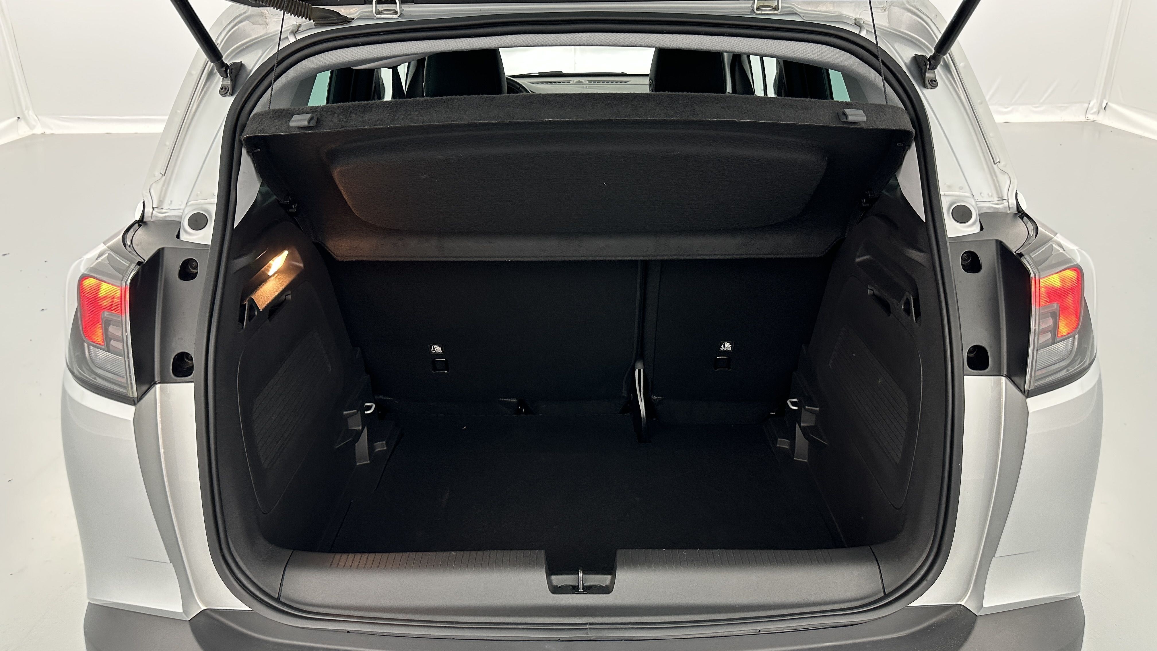 Opel Crossland - Image 10