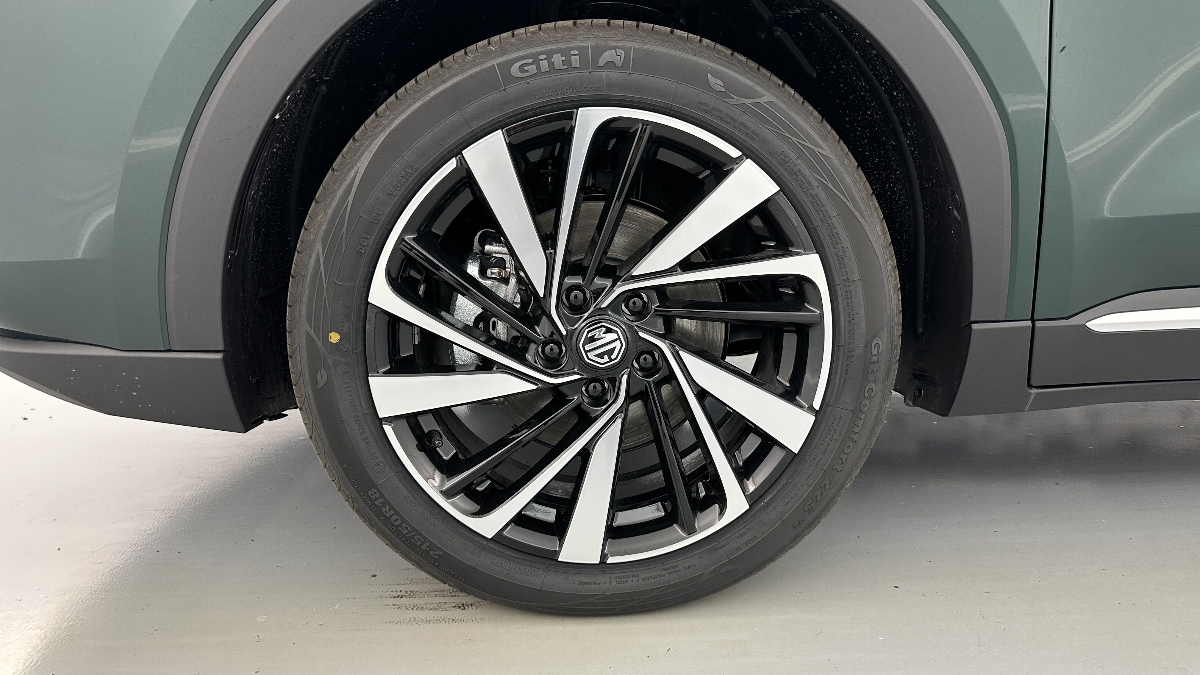 MG ZS - Image 12