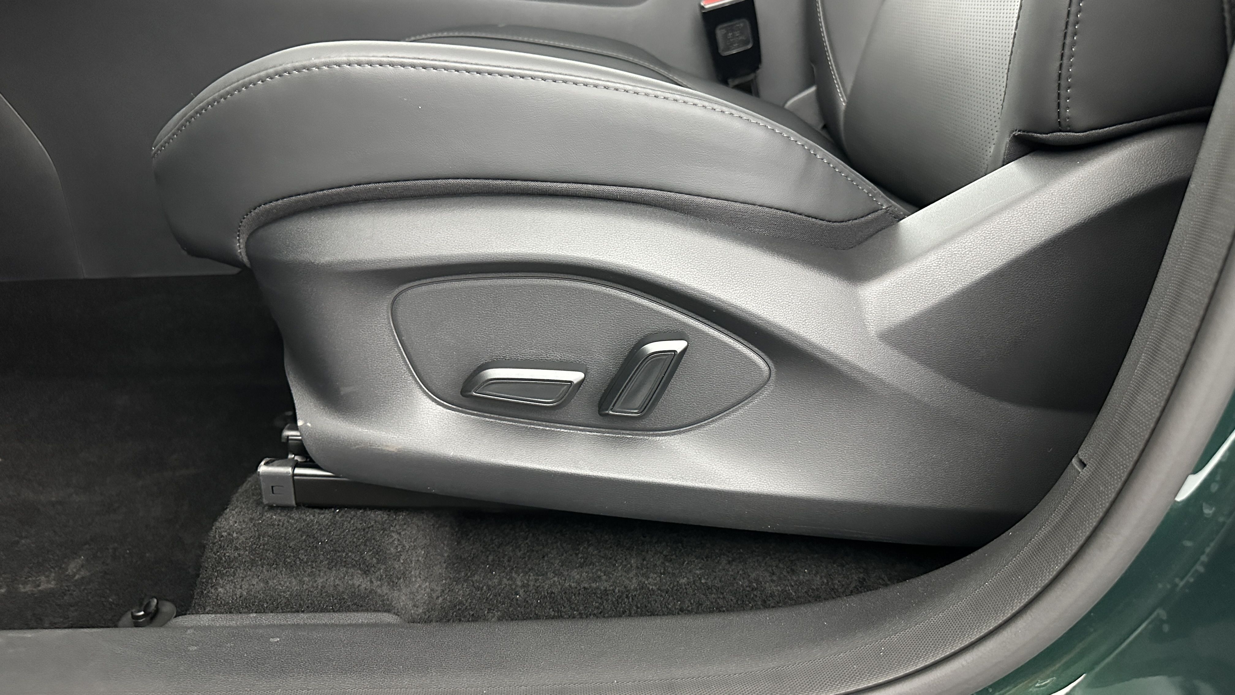 MG ZS - Image 23
