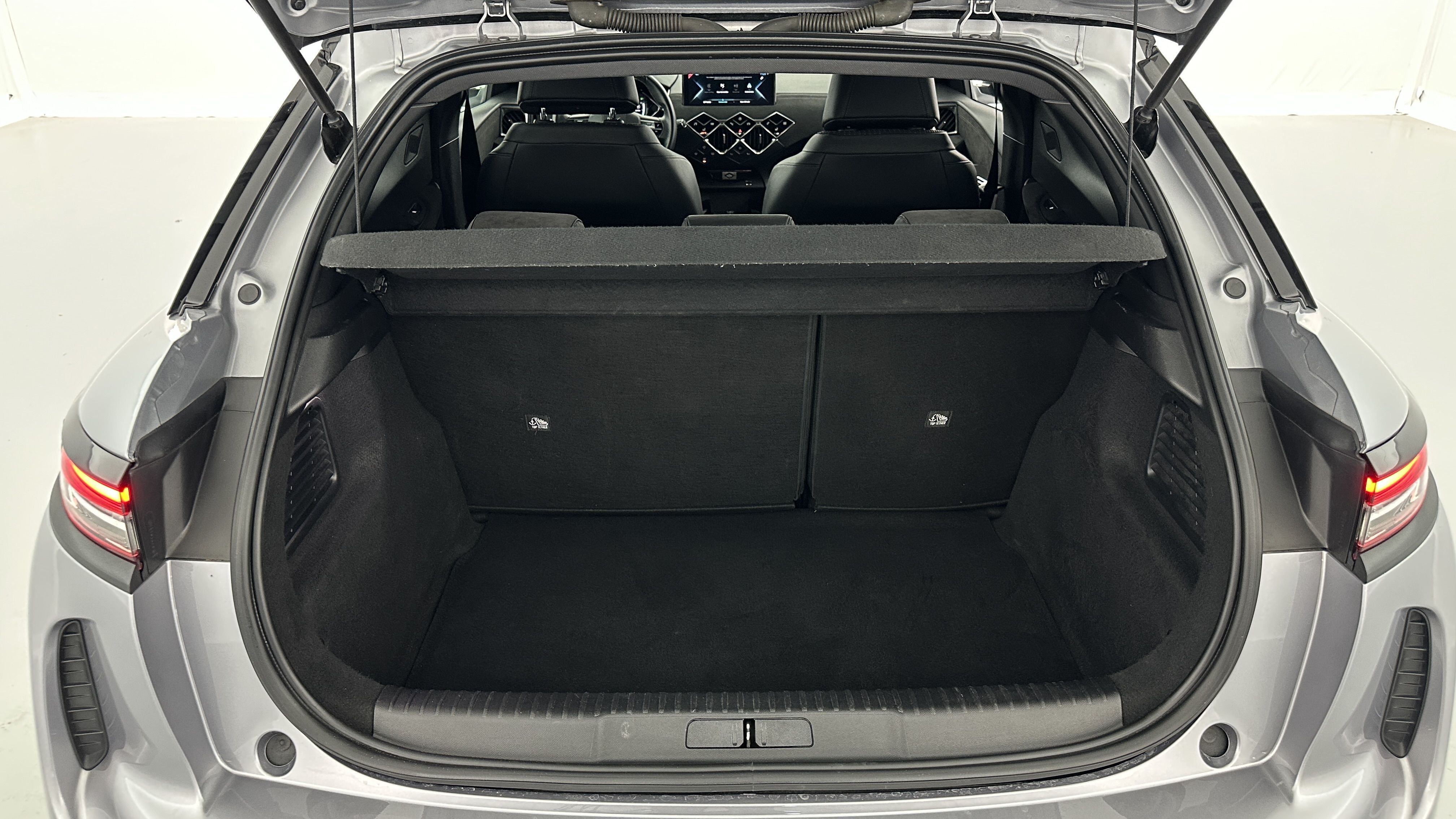 DS DS3 Crossback - Image 10