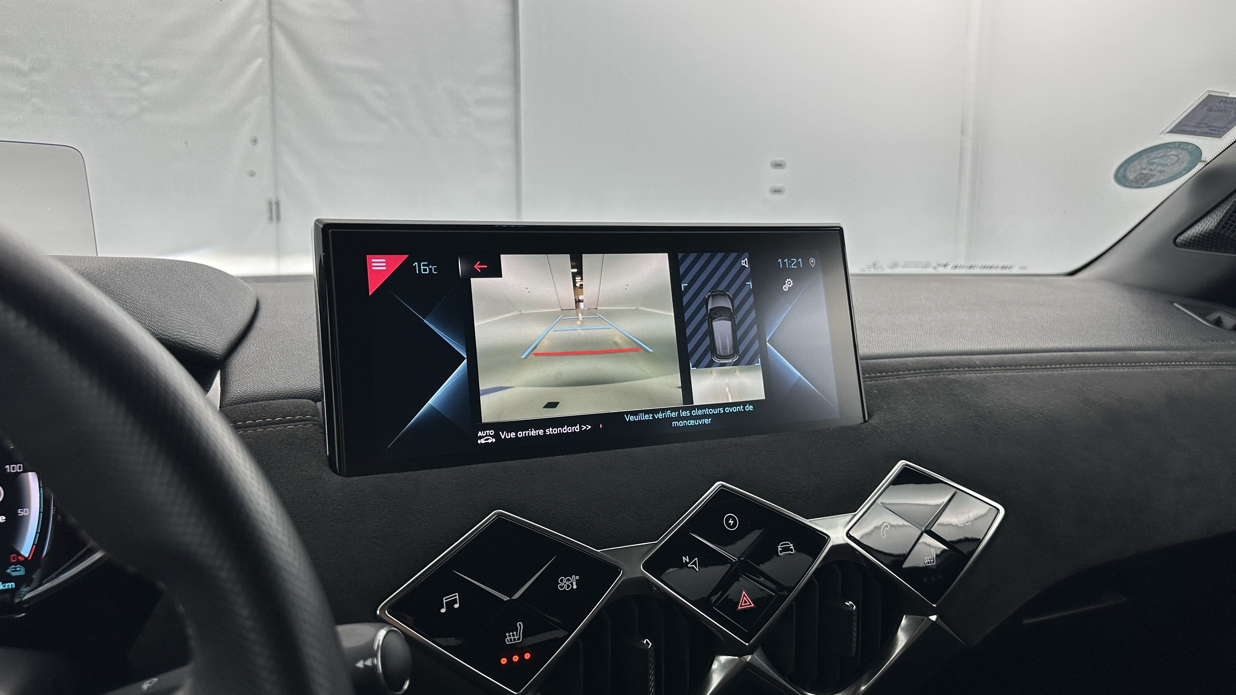 DS DS3 Crossback - Image 20