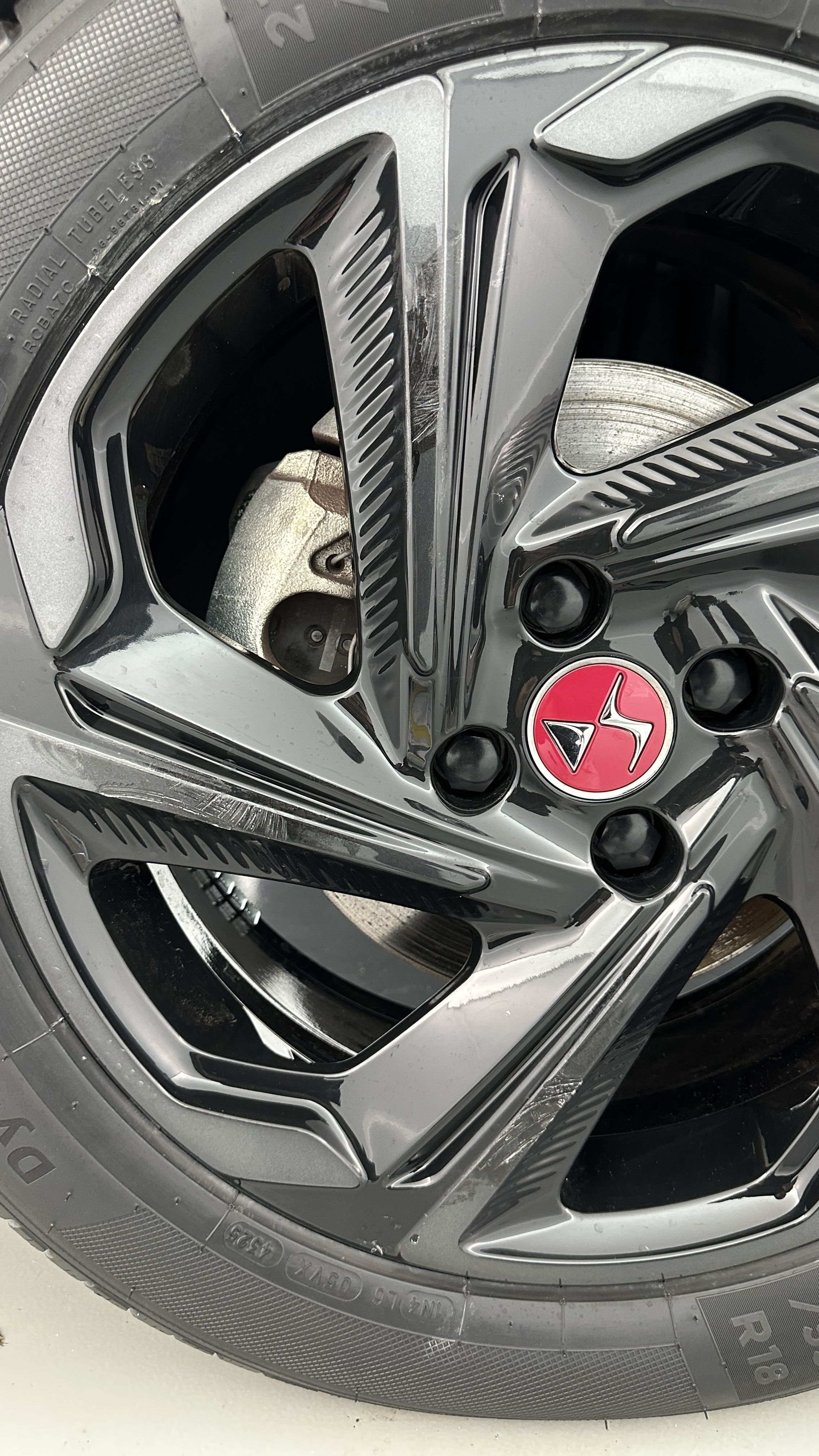 DS DS3 Crossback - Image 27