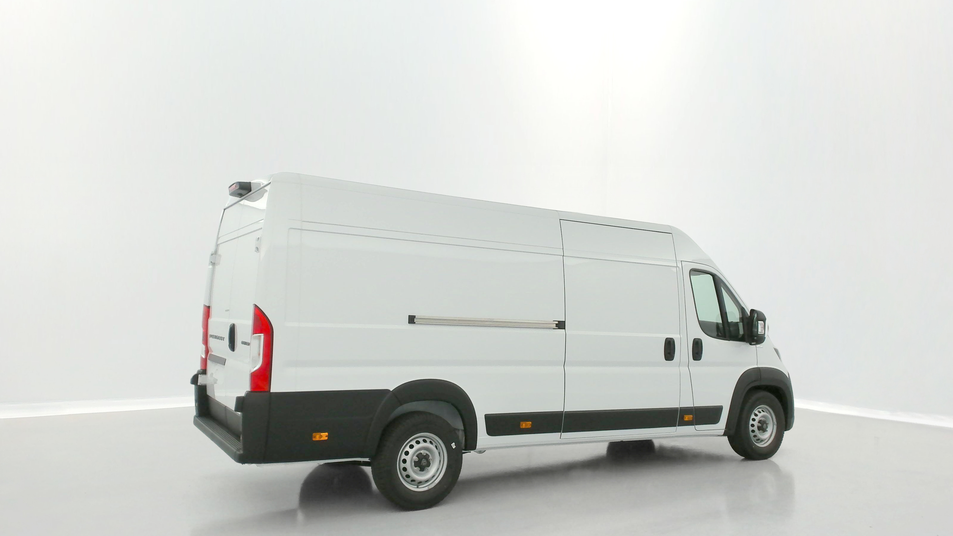 Peugeot Boxer - Image 20