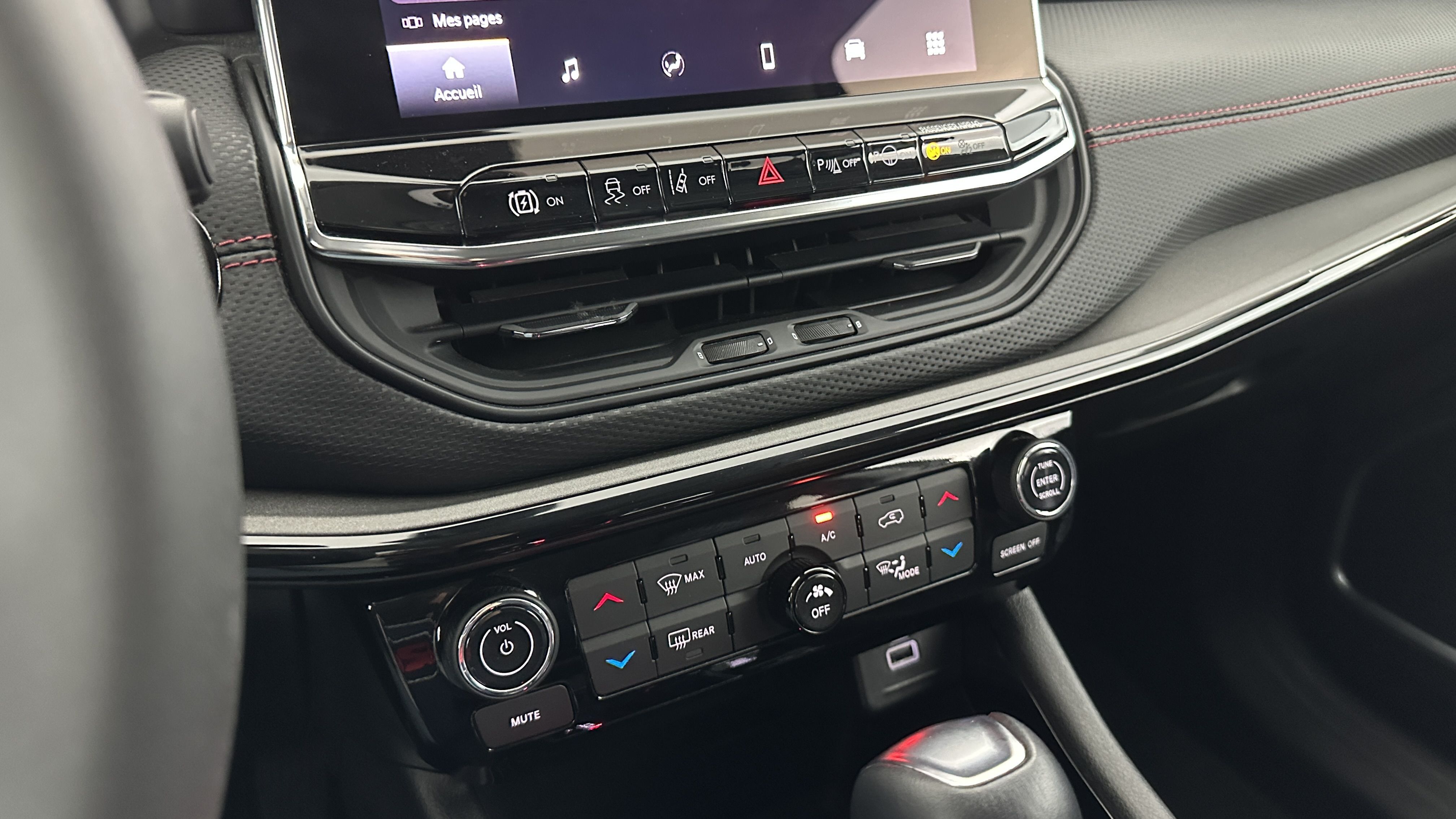 Jeep Compass - Image 21