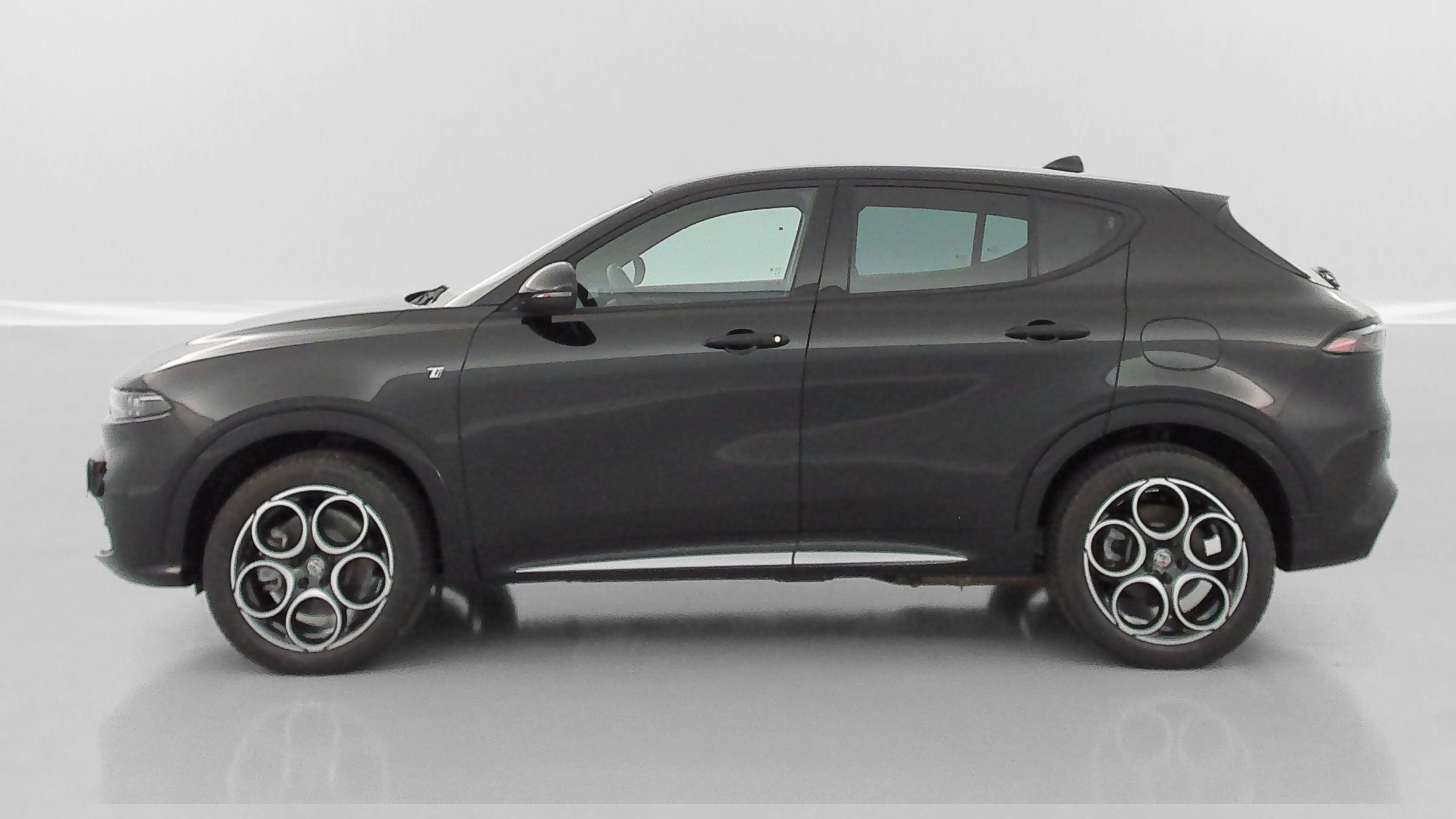 Alfa Romeo TONALE - Image 4