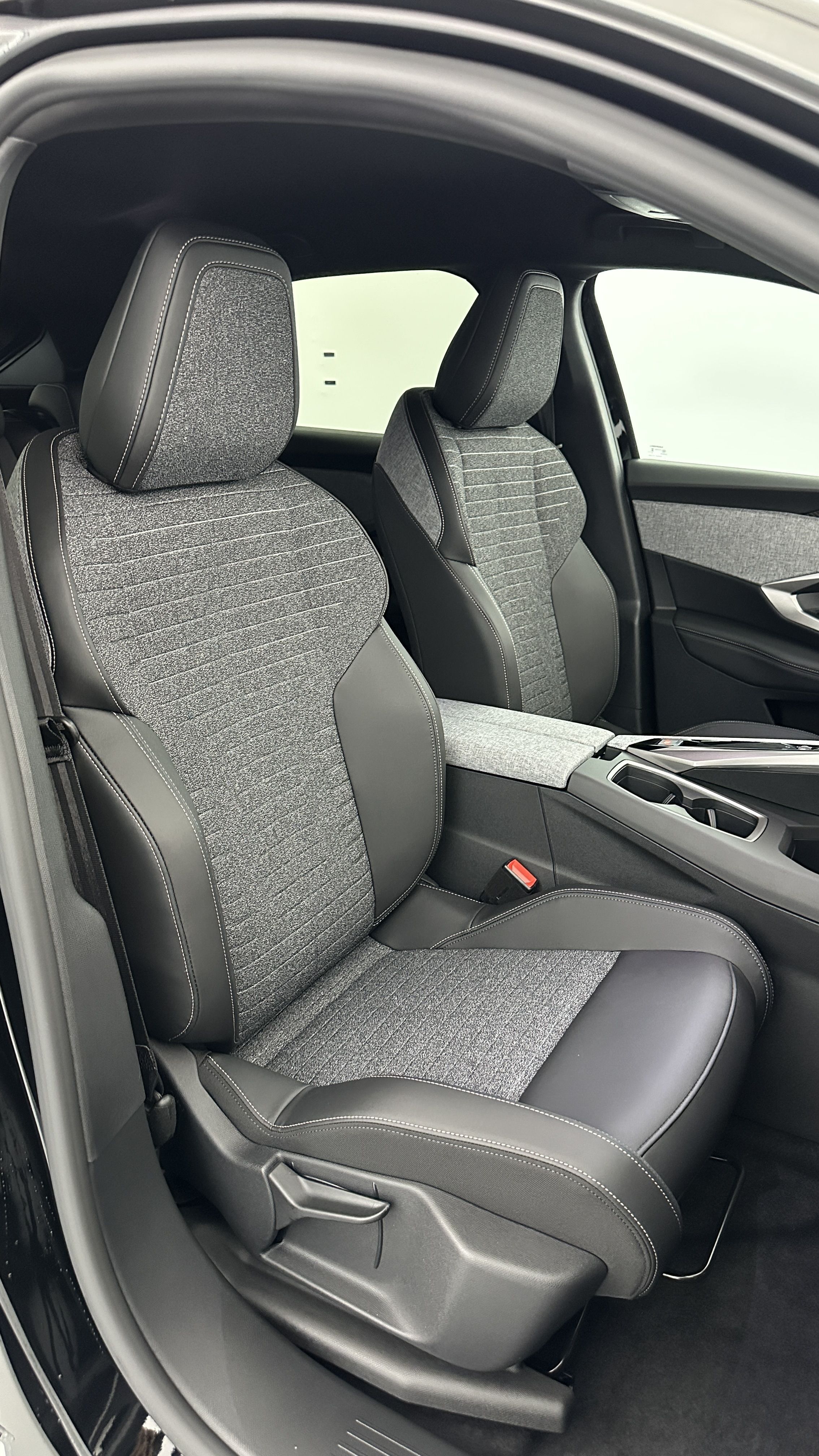 Peugeot 3008 - Image 18