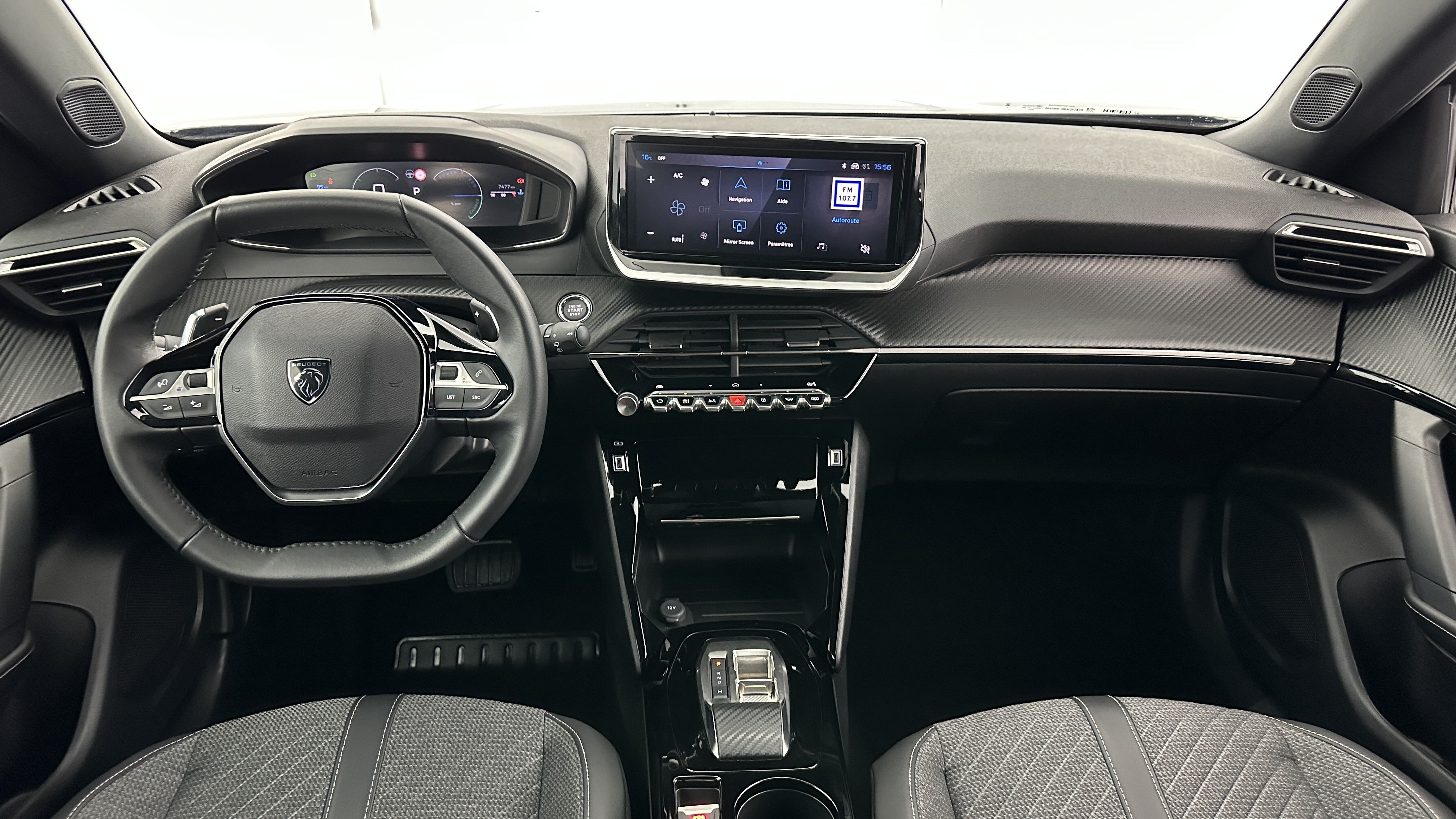 Peugeot 2008 - Image 7