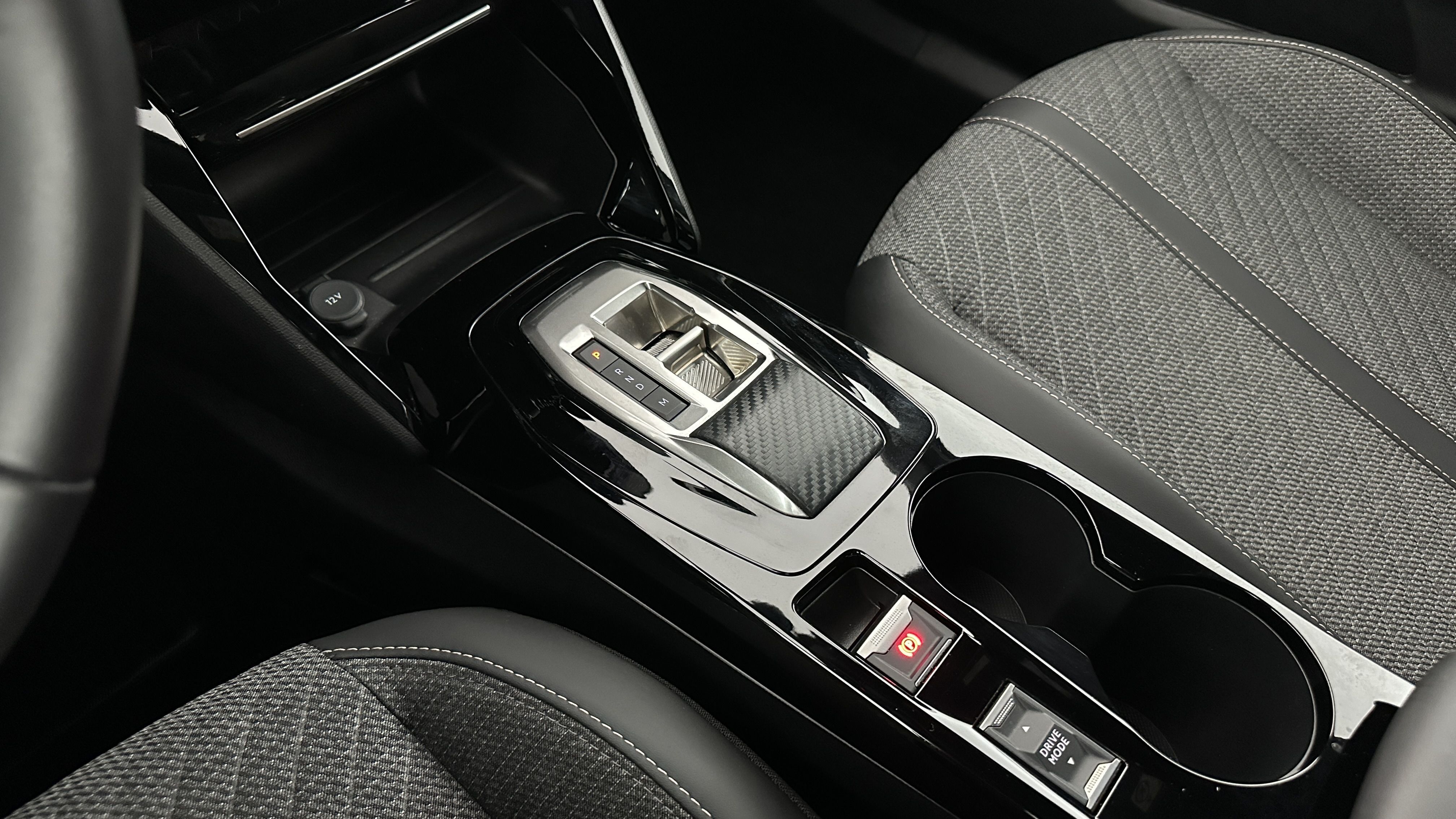 Peugeot 2008 - Image 17