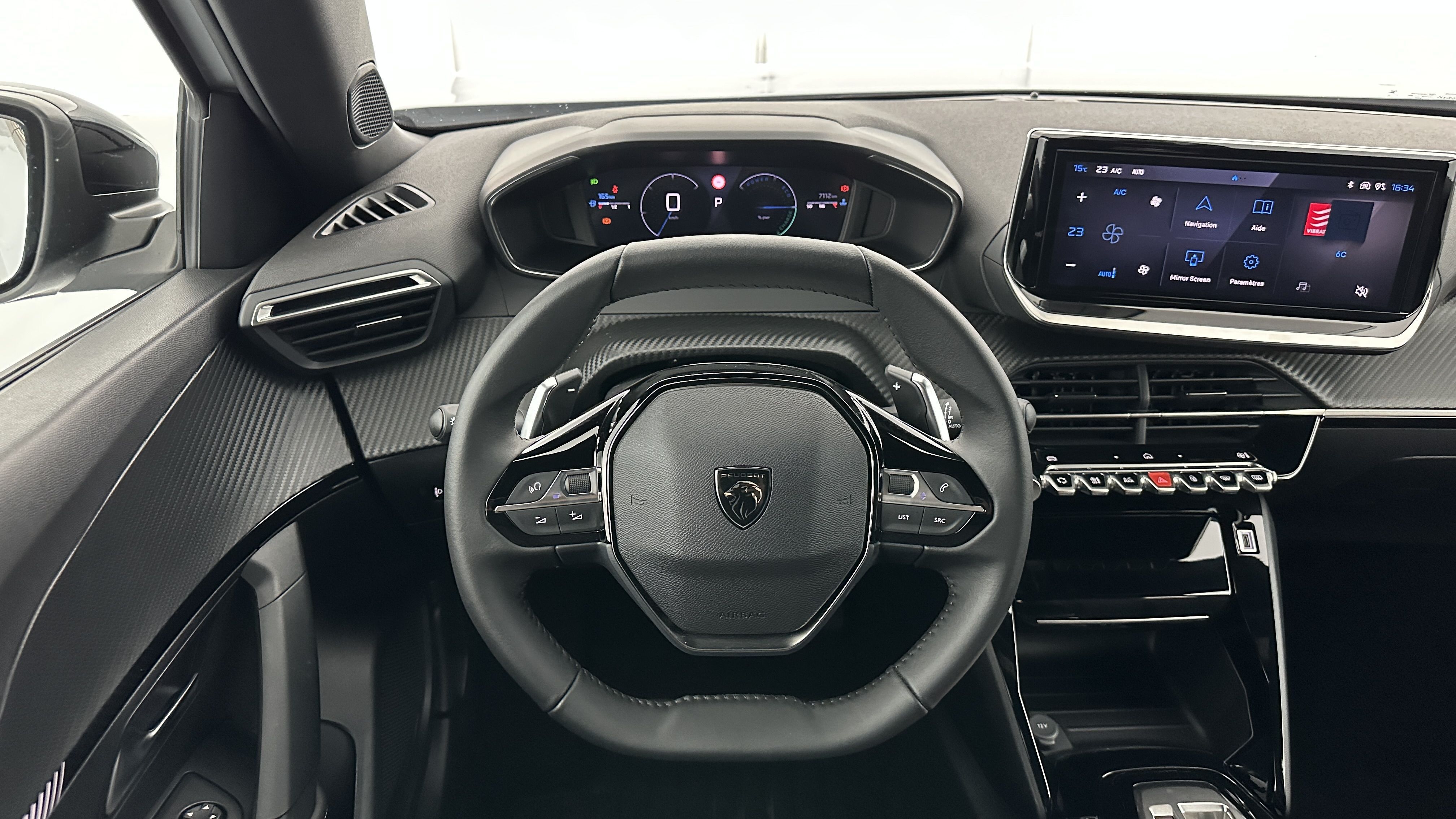 Peugeot 2008 - Image 14