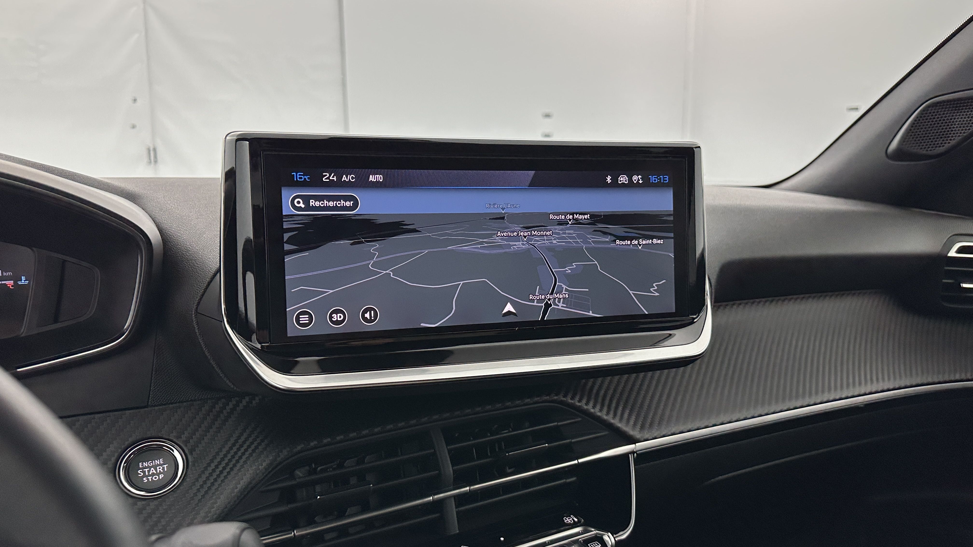 Peugeot 2008 - Image 18