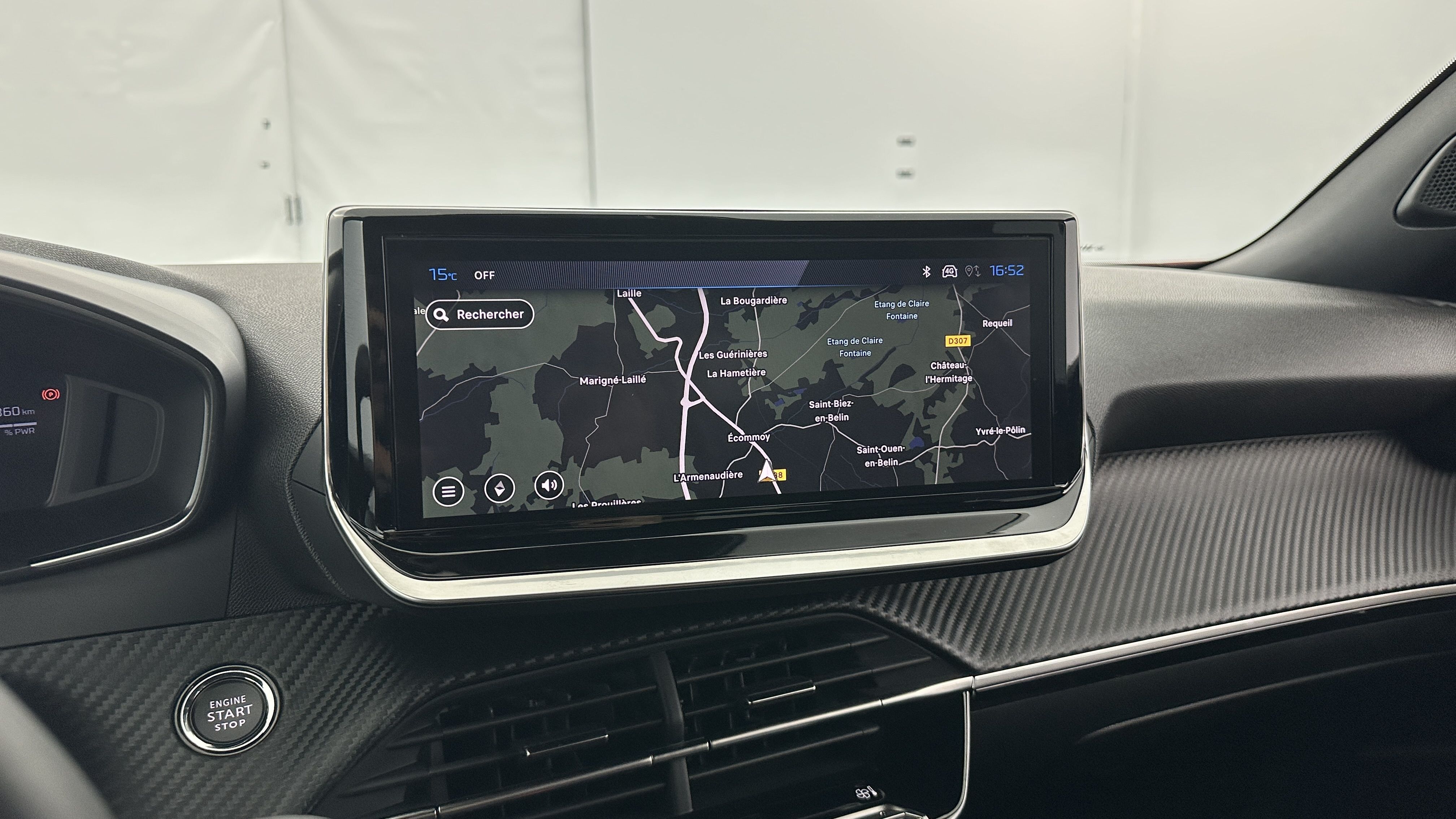 Peugeot 2008 - Image 18